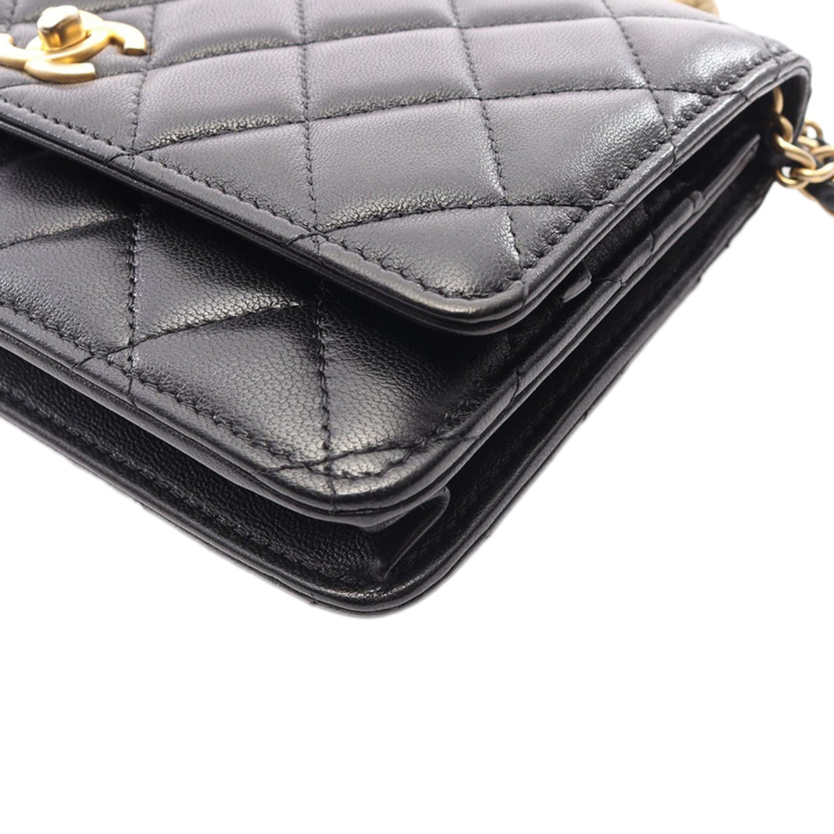 Chanel CC Quilted Lambskin Pearl Crush Wallet On Chain