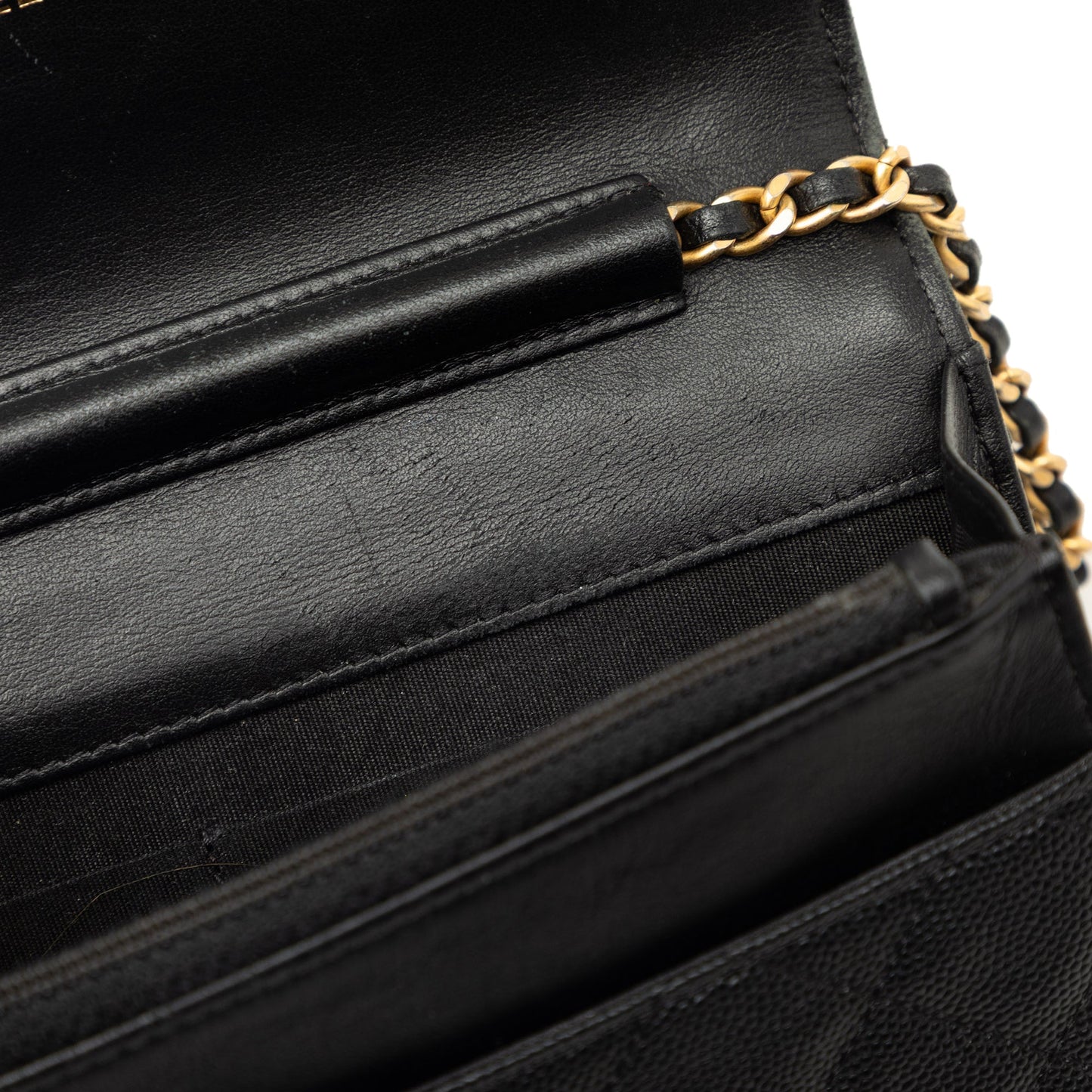 Chanel Caviar CC Filigree Wallet On Chain