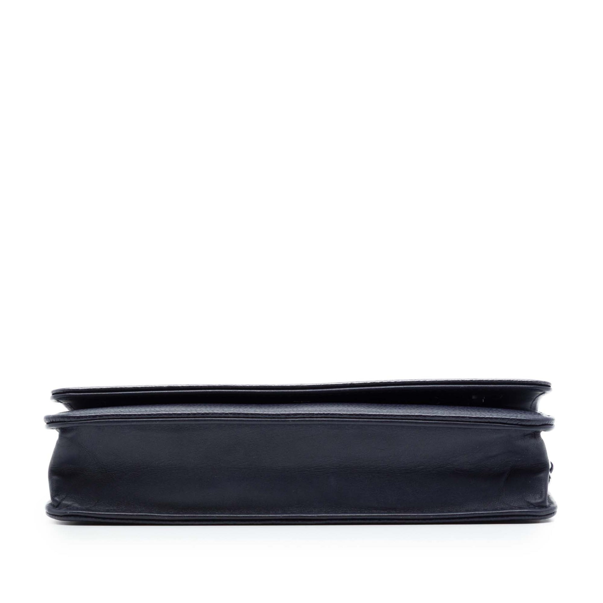 Chanel CC Caviar Wallet On Chain