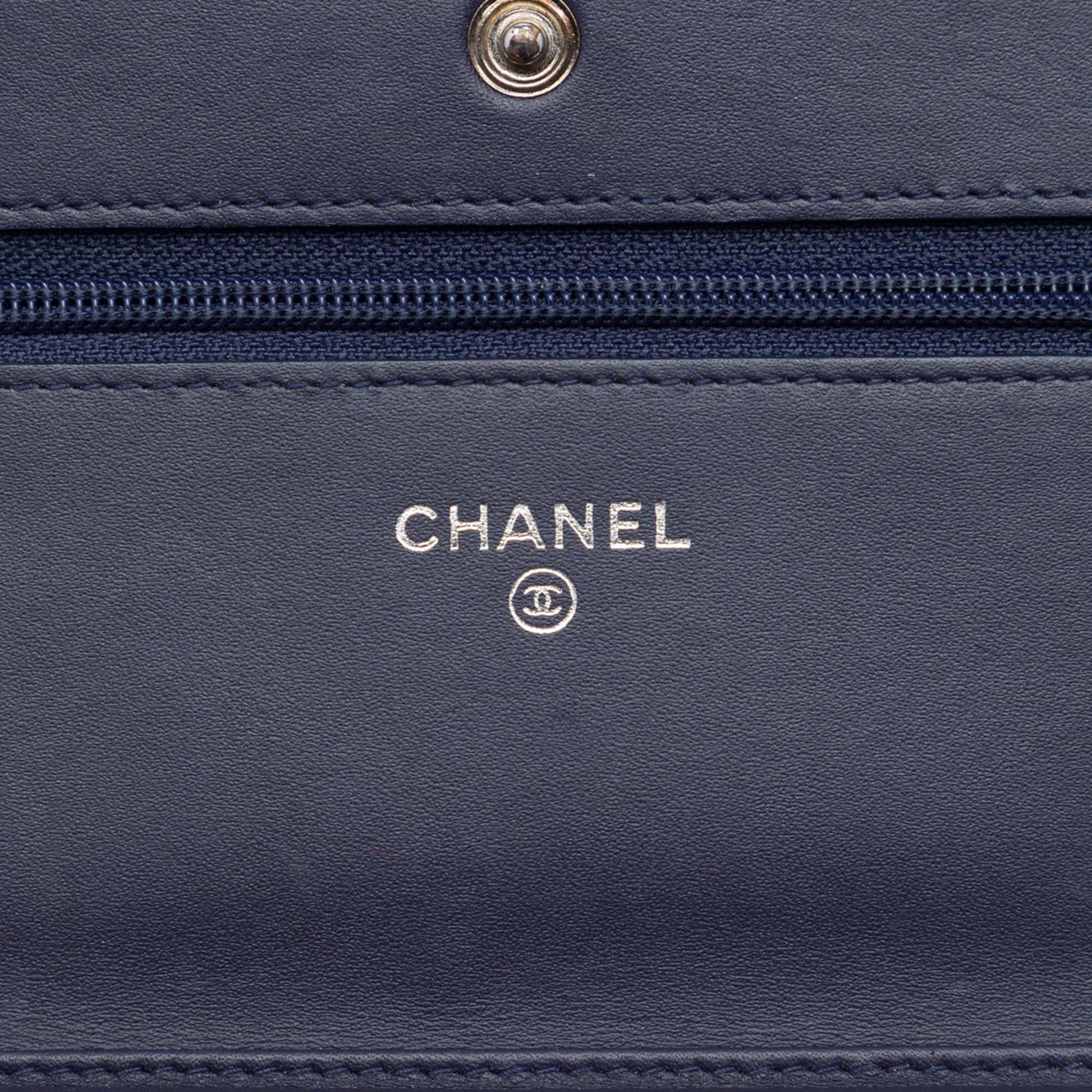 Chanel CC Caviar Wallet On Chain