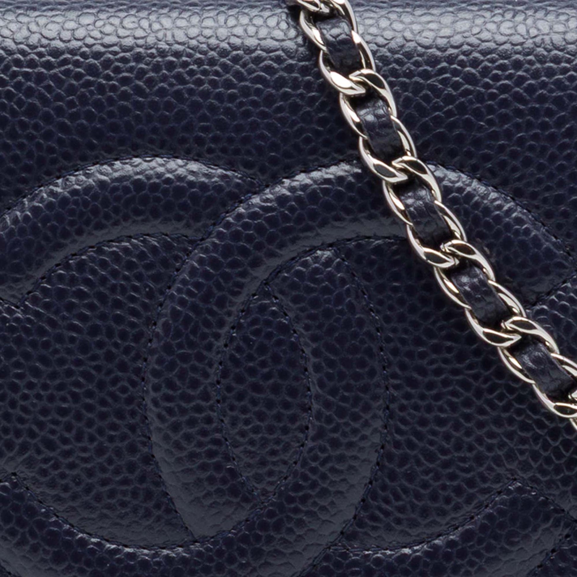 Chanel CC Caviar Wallet On Chain