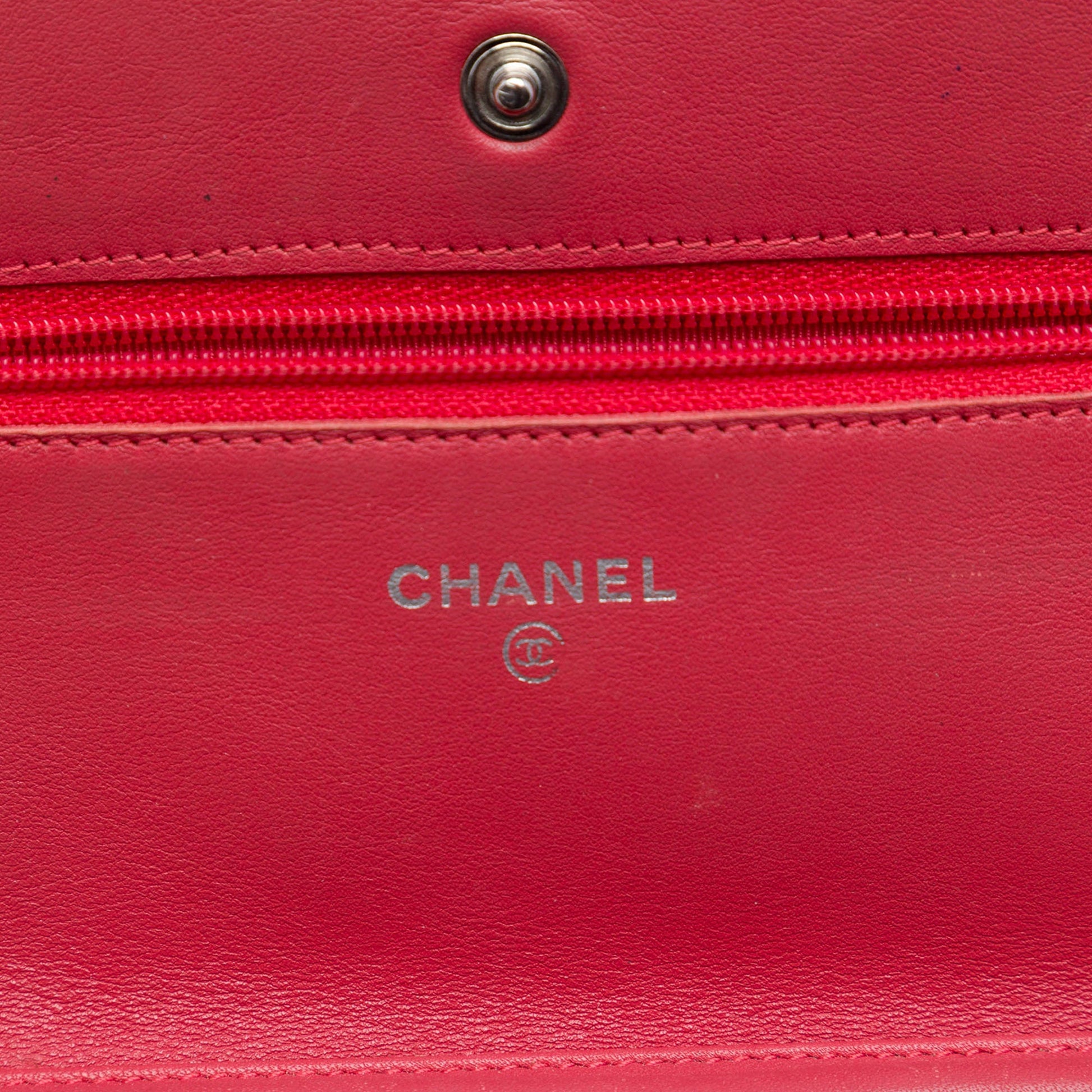 Chanel CC Quilted Patent Incognito Wallet On Chain