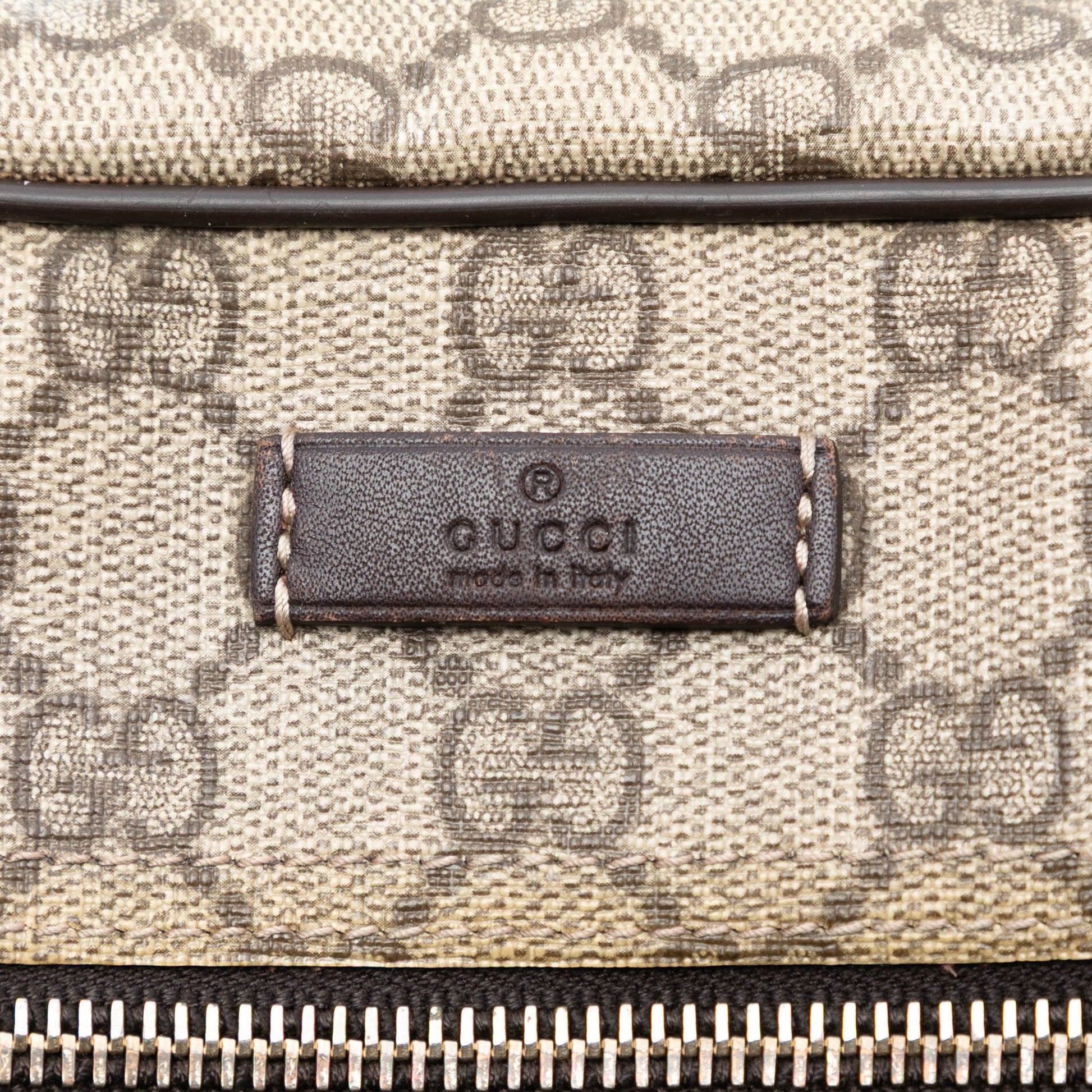 Gucci GG Supreme Crossbody