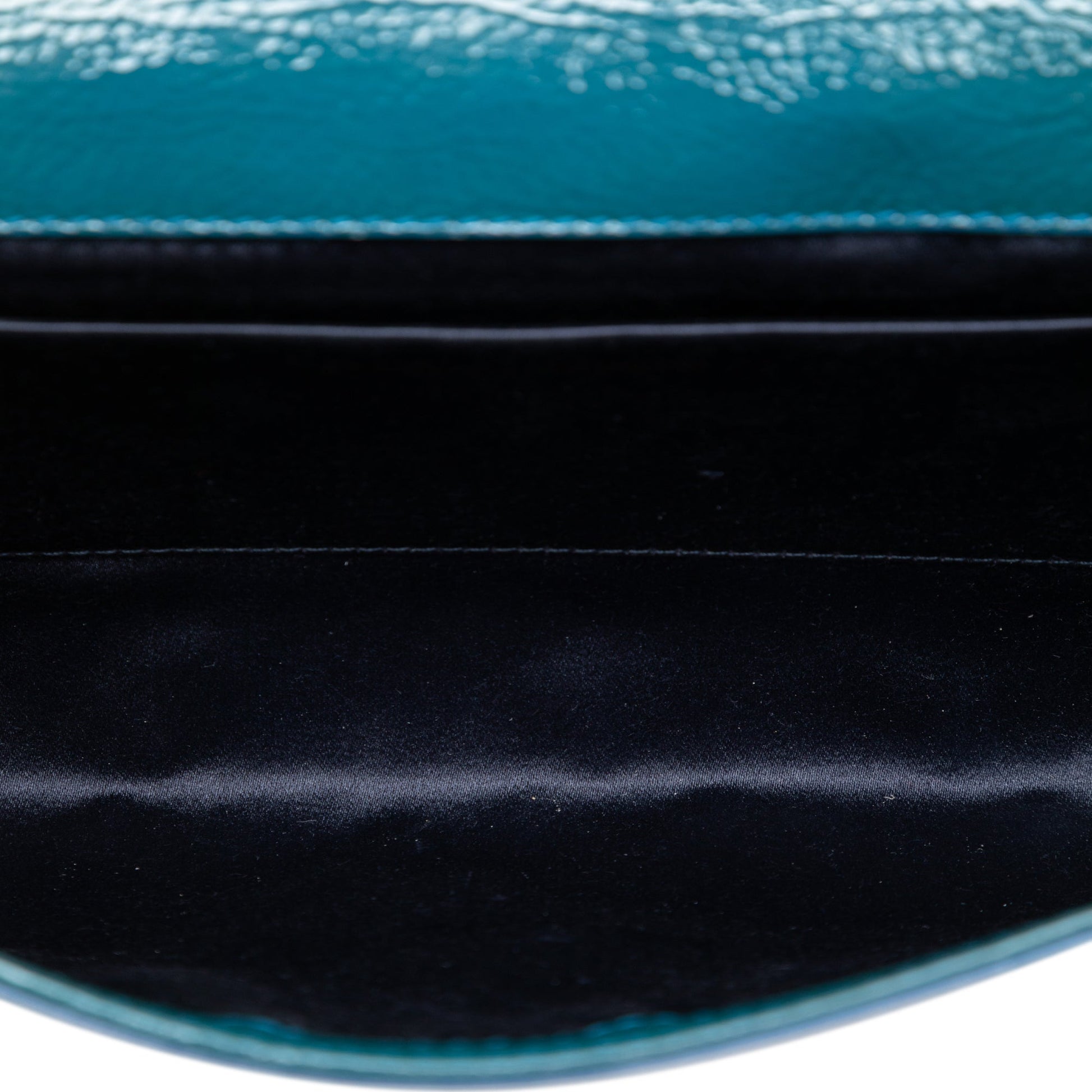 Saint Laurent Large Textured Patent Belle De Jour Clutch