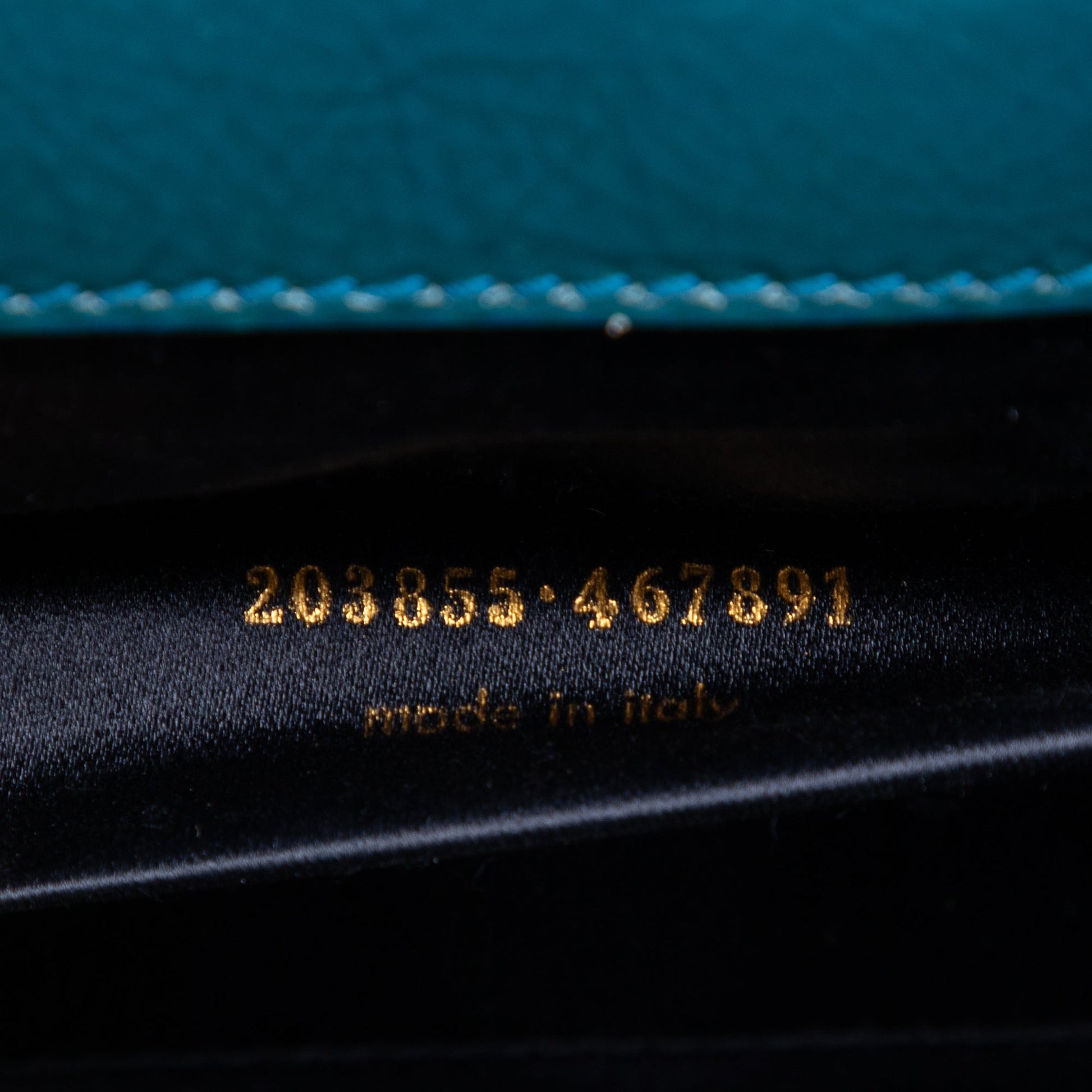 Saint Laurent Large Textured Patent Belle De Jour Clutch