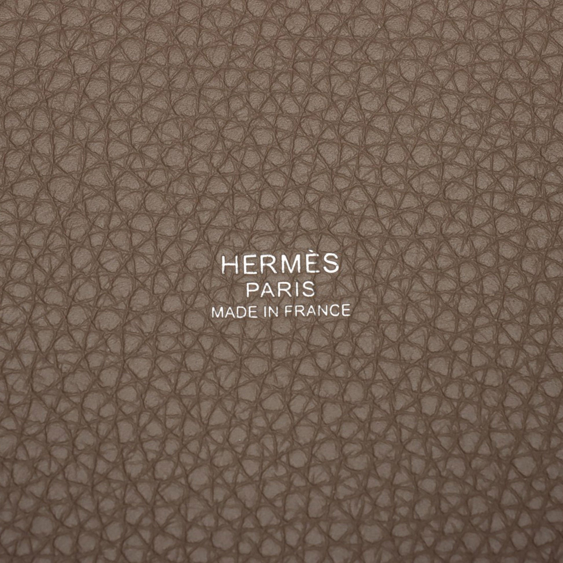Hermès Clemence Picotin Lock 22