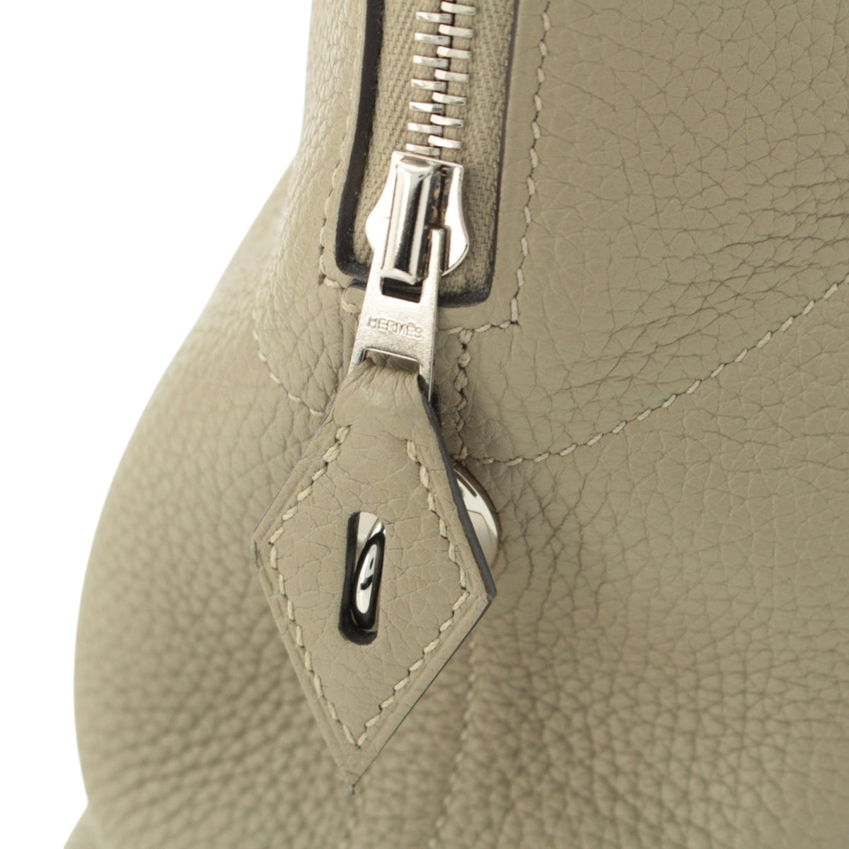 Hermès Clemence Bolide 31