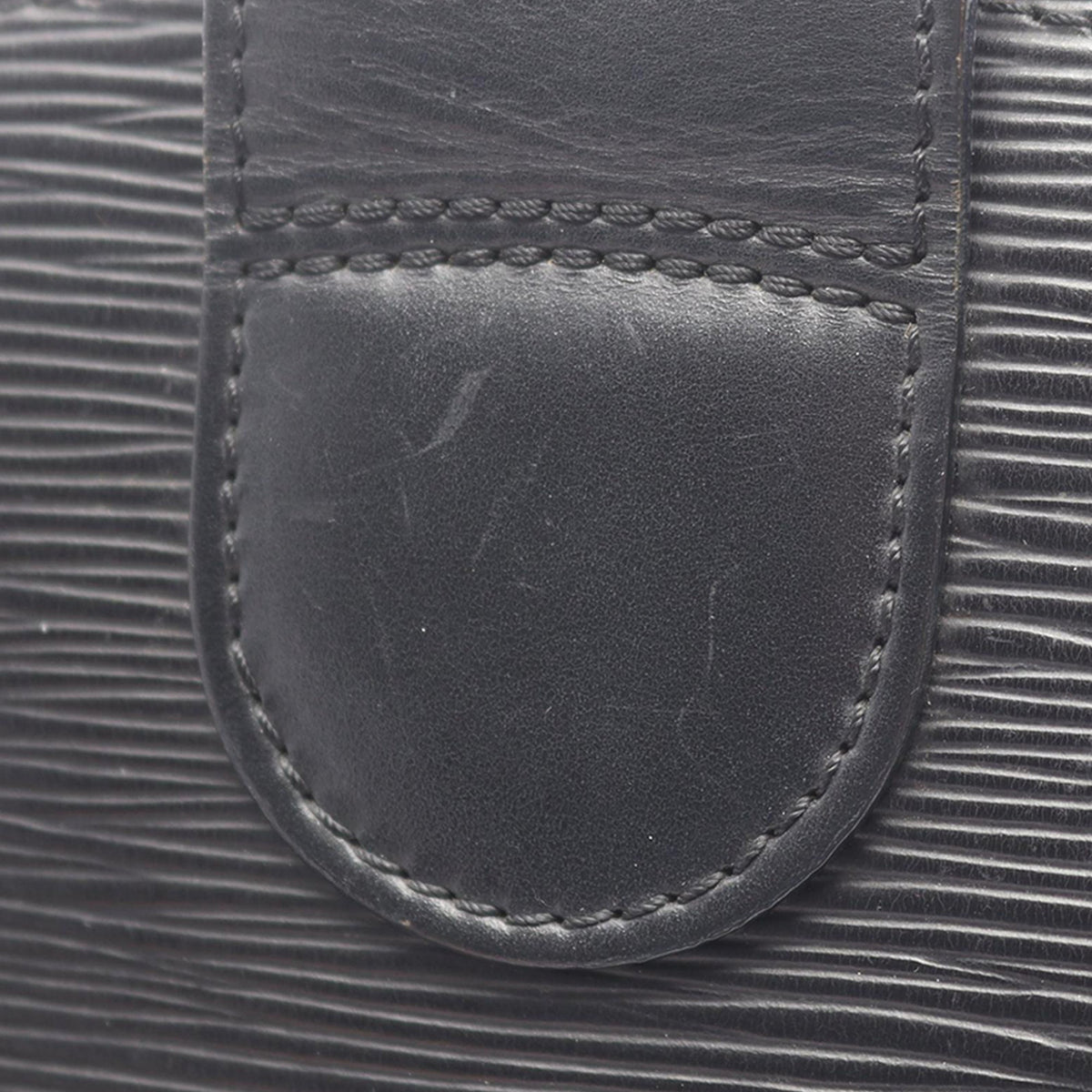 Louis Vuitton Epi Cluny — Black