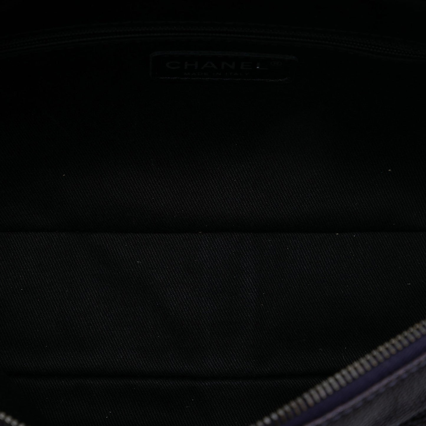 Chanel Jumbo Quilted Iridescent Caviar Easy Flap