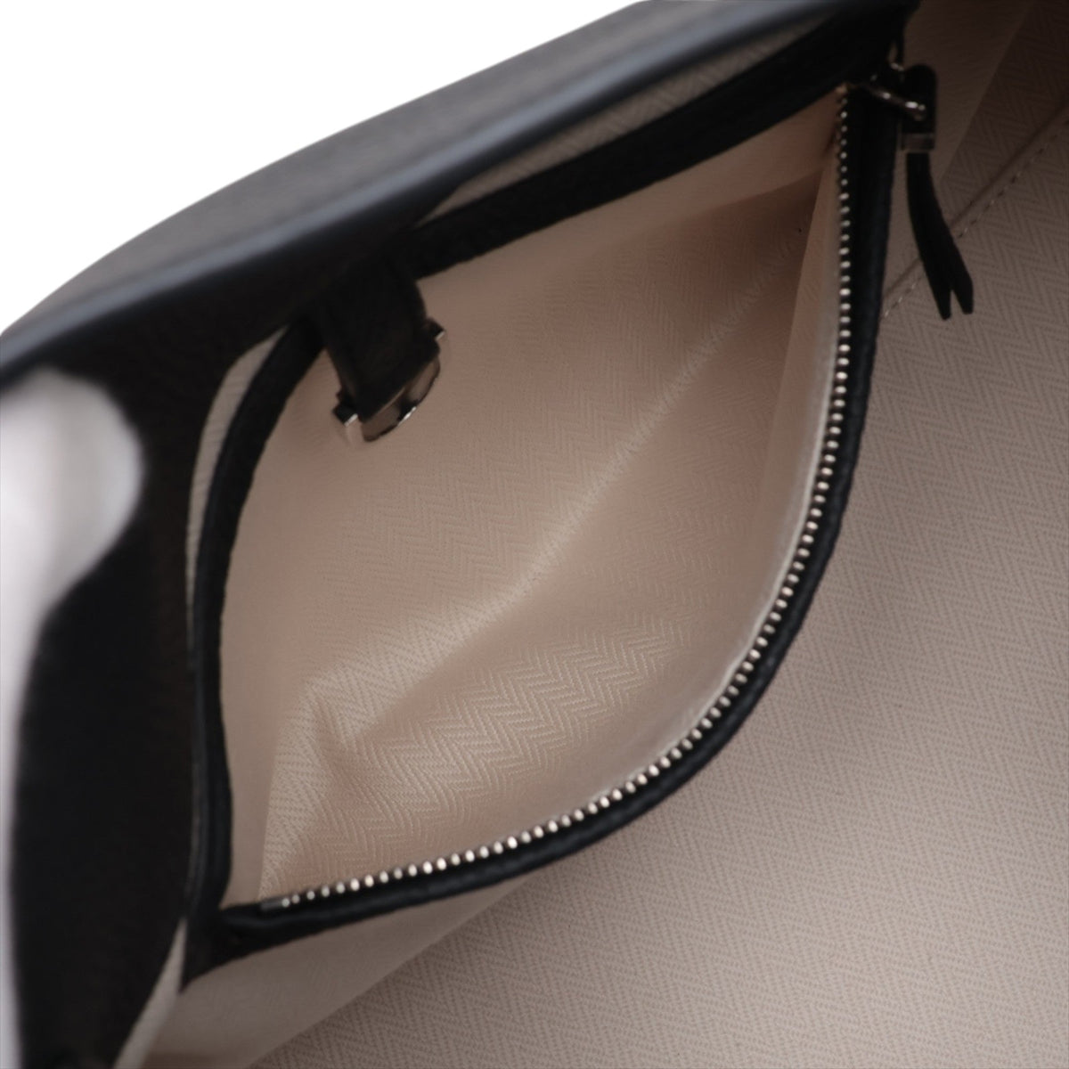 The Row Soft Margaux 15 — Black