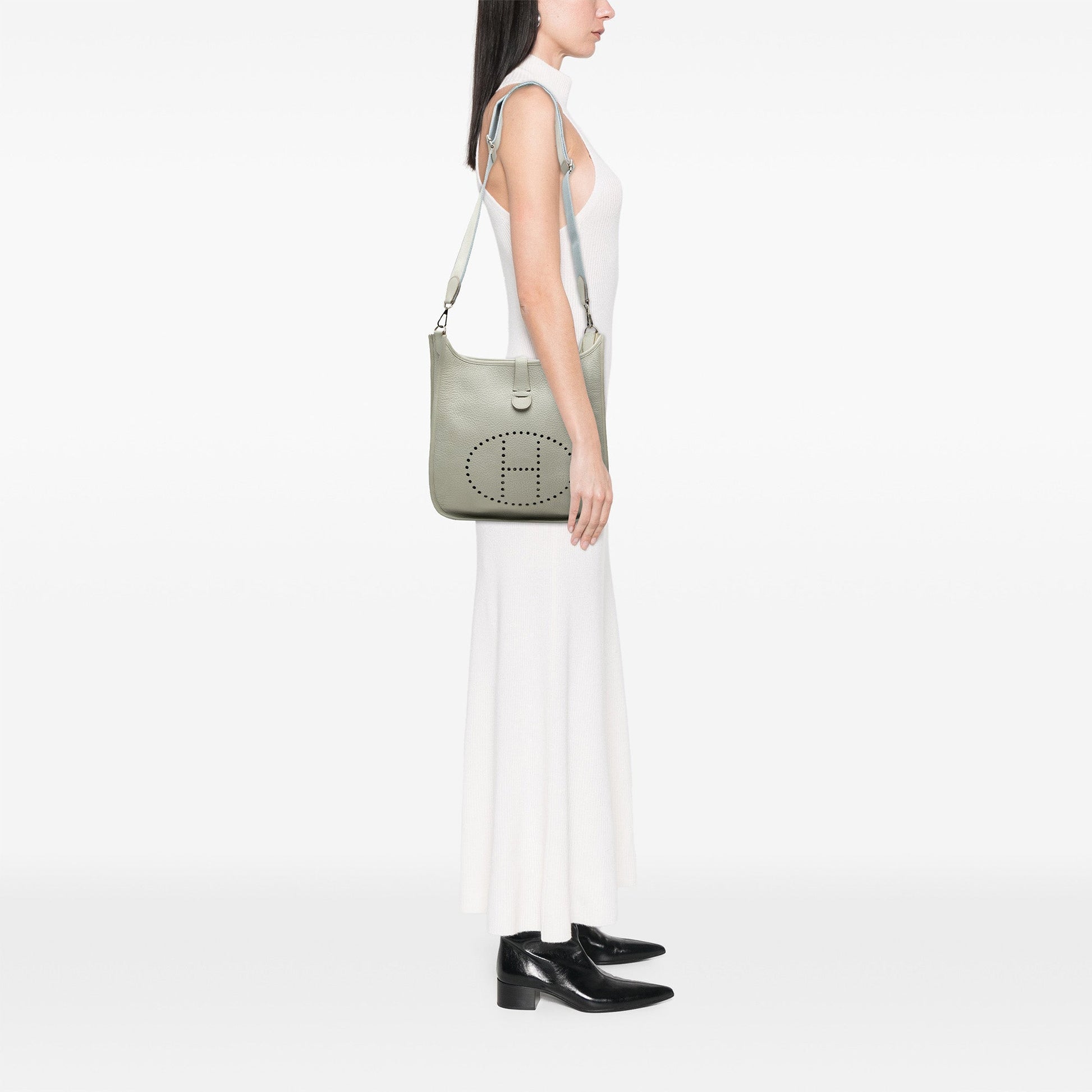 Hermès Clemence Evelyn III 33