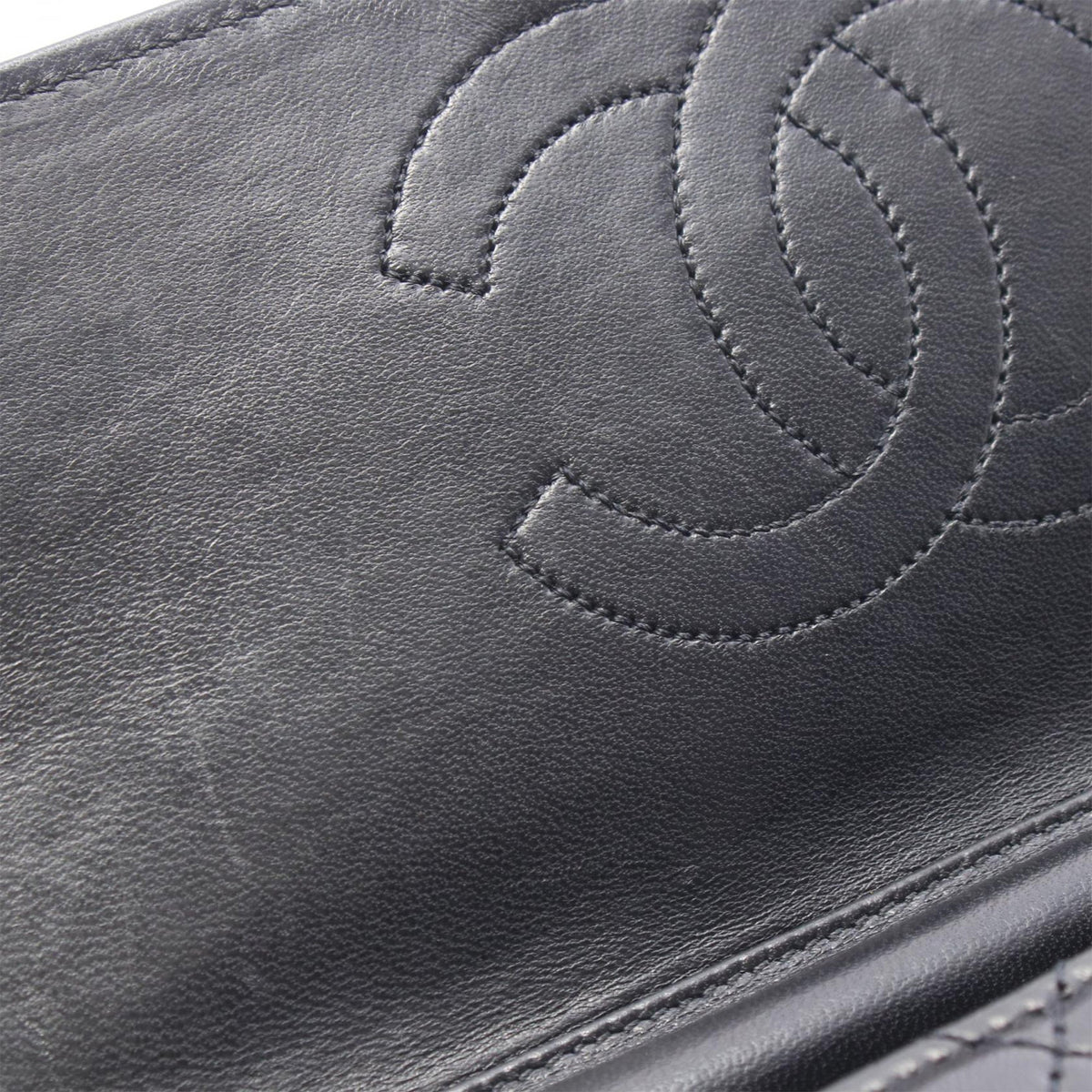 Chanel Quilted Lambskin Single Flap — Black