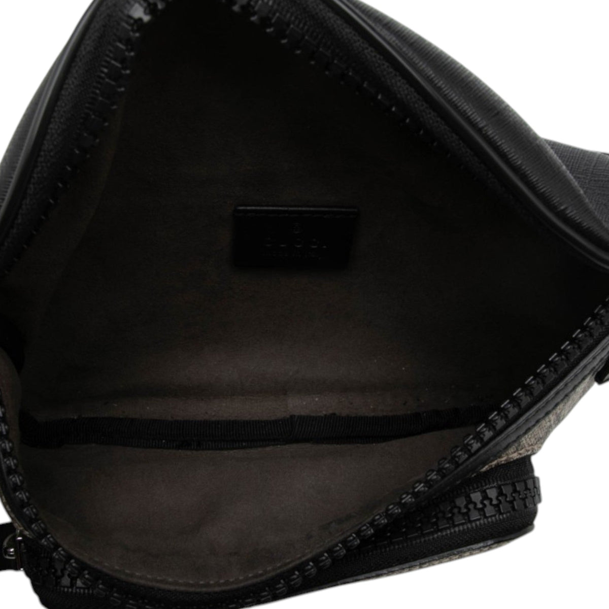 Gucci GG Supreme Belt Bag