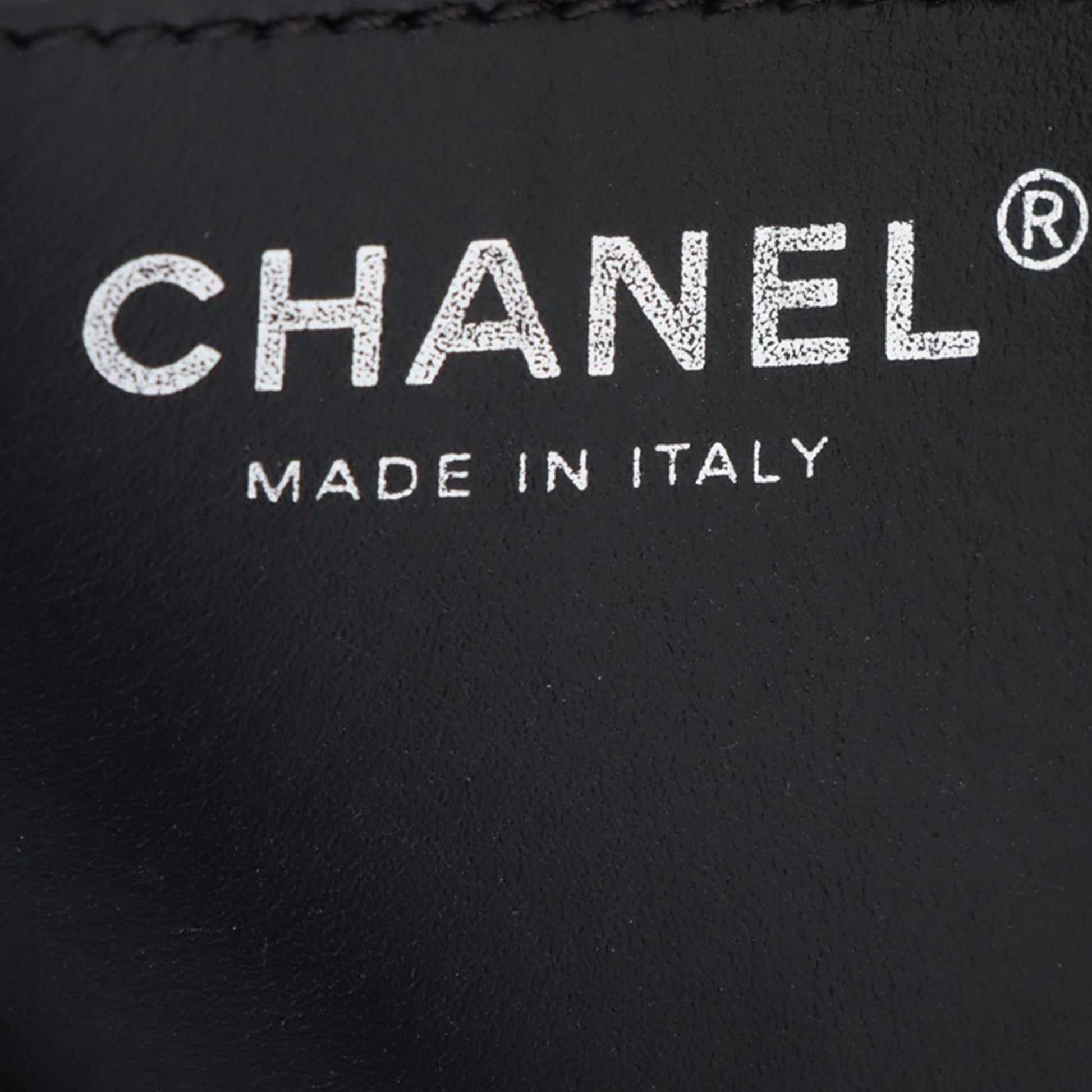 Chanel Mini Shiny Calfskin 22 Handbag