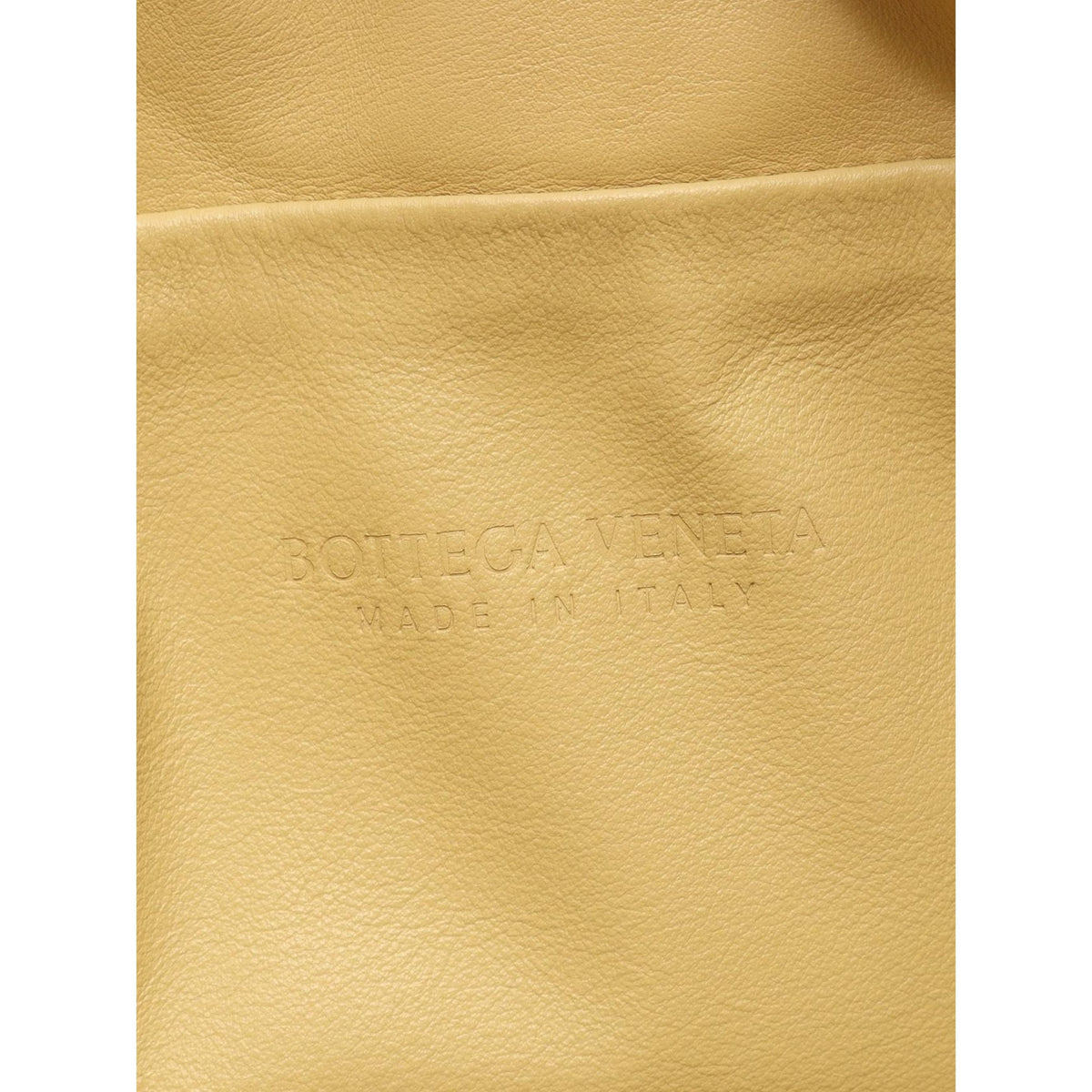 Bottega Veneta Medium Nappa The Bulb — Beige
