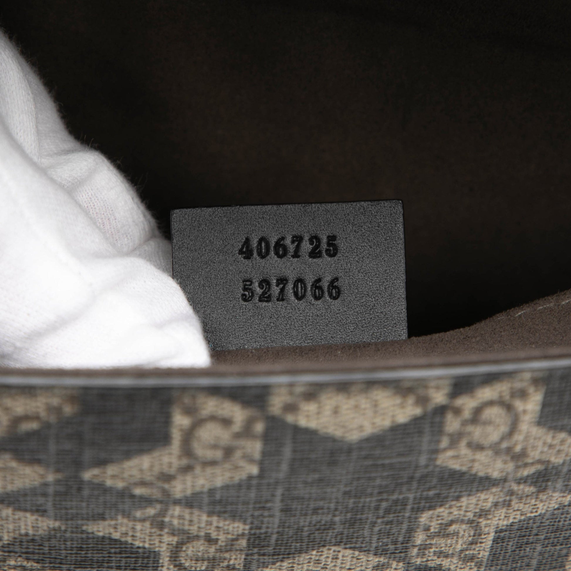Gucci GG Supreme Caleido Clutch