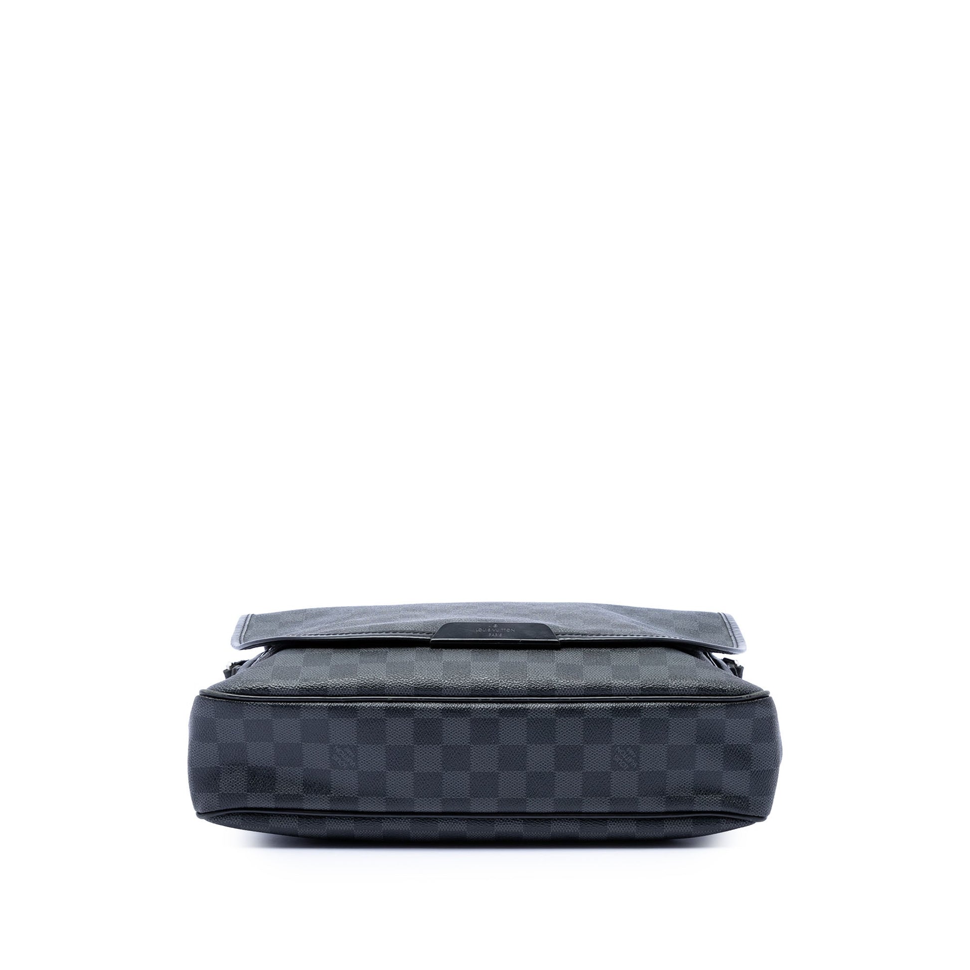 Louis Vuitton Damier Graphite Daniel MM