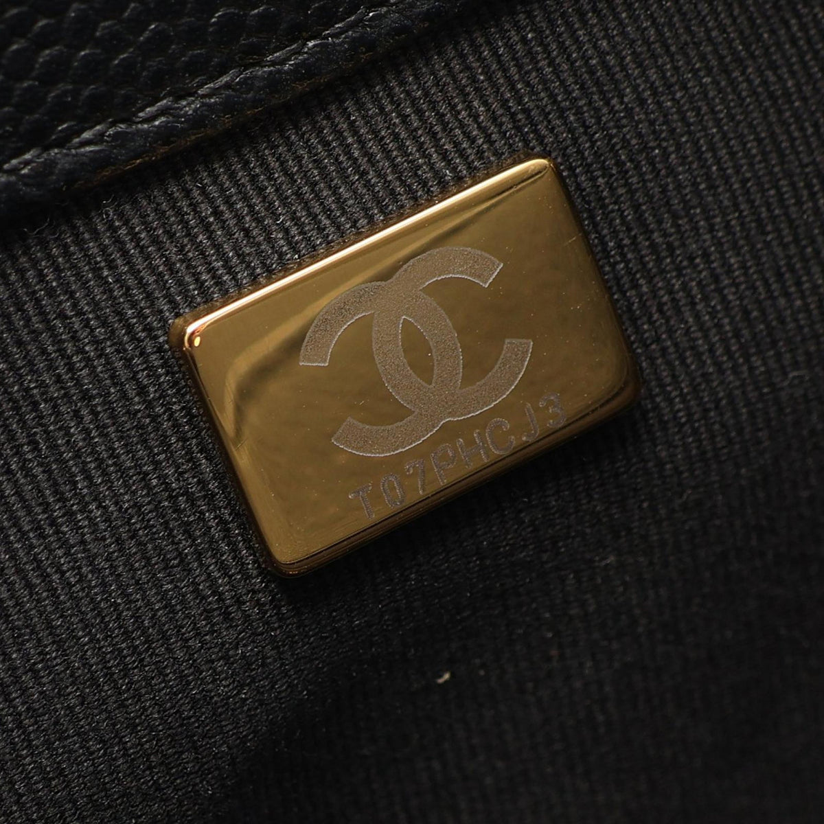 Chanel Mini Quilted Caviar CC Messenger Flap — Black