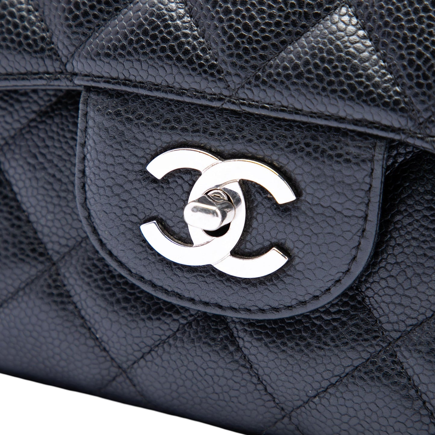 Chanel Jumbo Classic Caviar Single Flap
