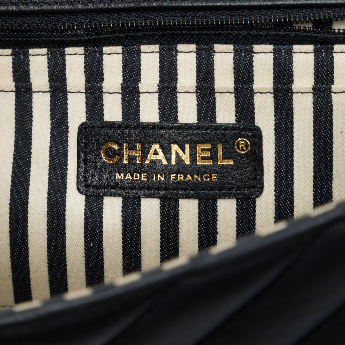 Chanel Small Chevron Calfskin Envelope Flap — Black