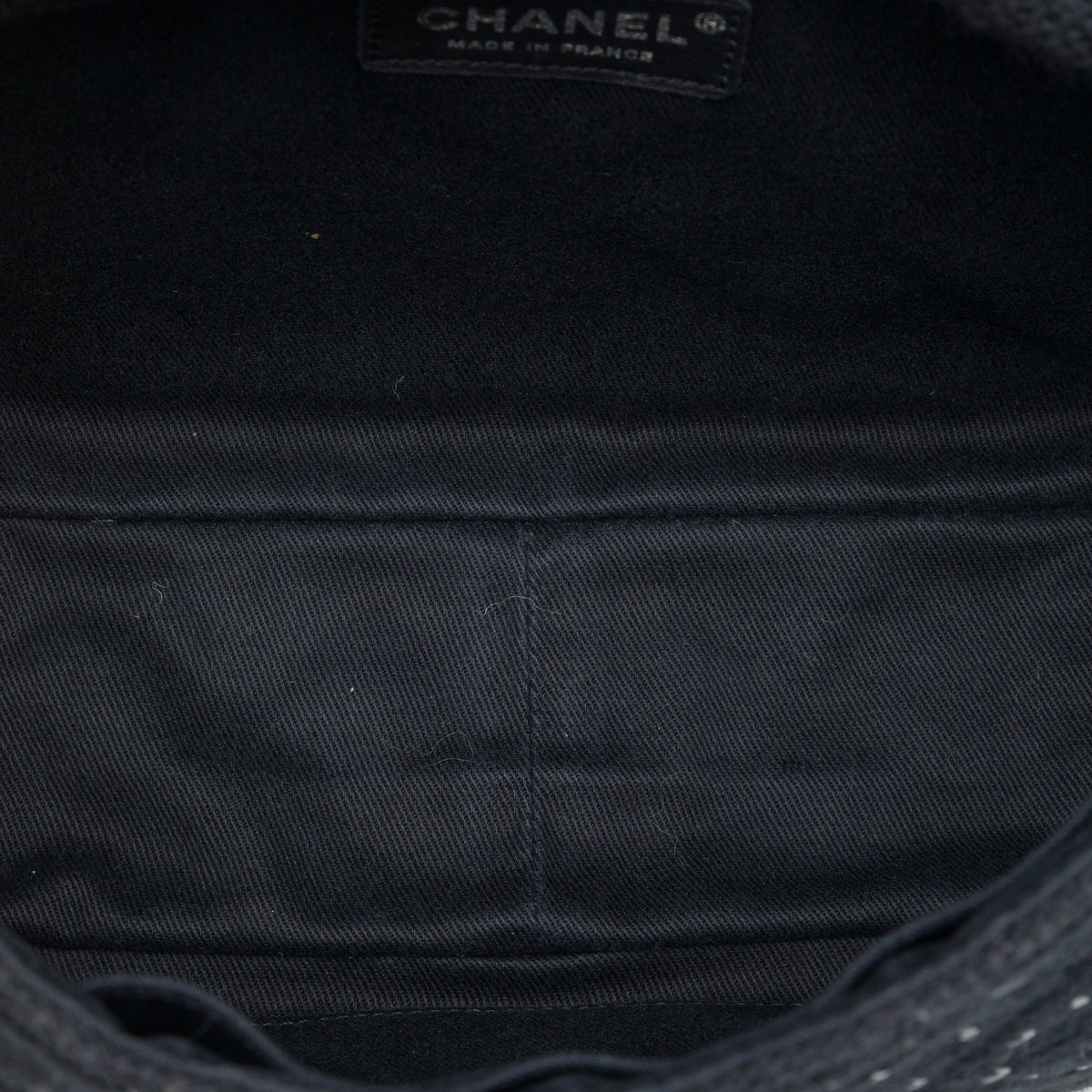 Chanel Jumbo Sequin Embellished Quilted Tweed Reissue 2.55 Messenger Flap — Black