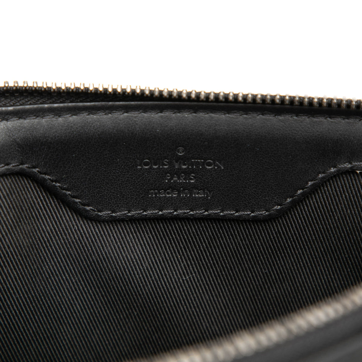 Louis Vuitton Monogram Eclipse Sac Plat