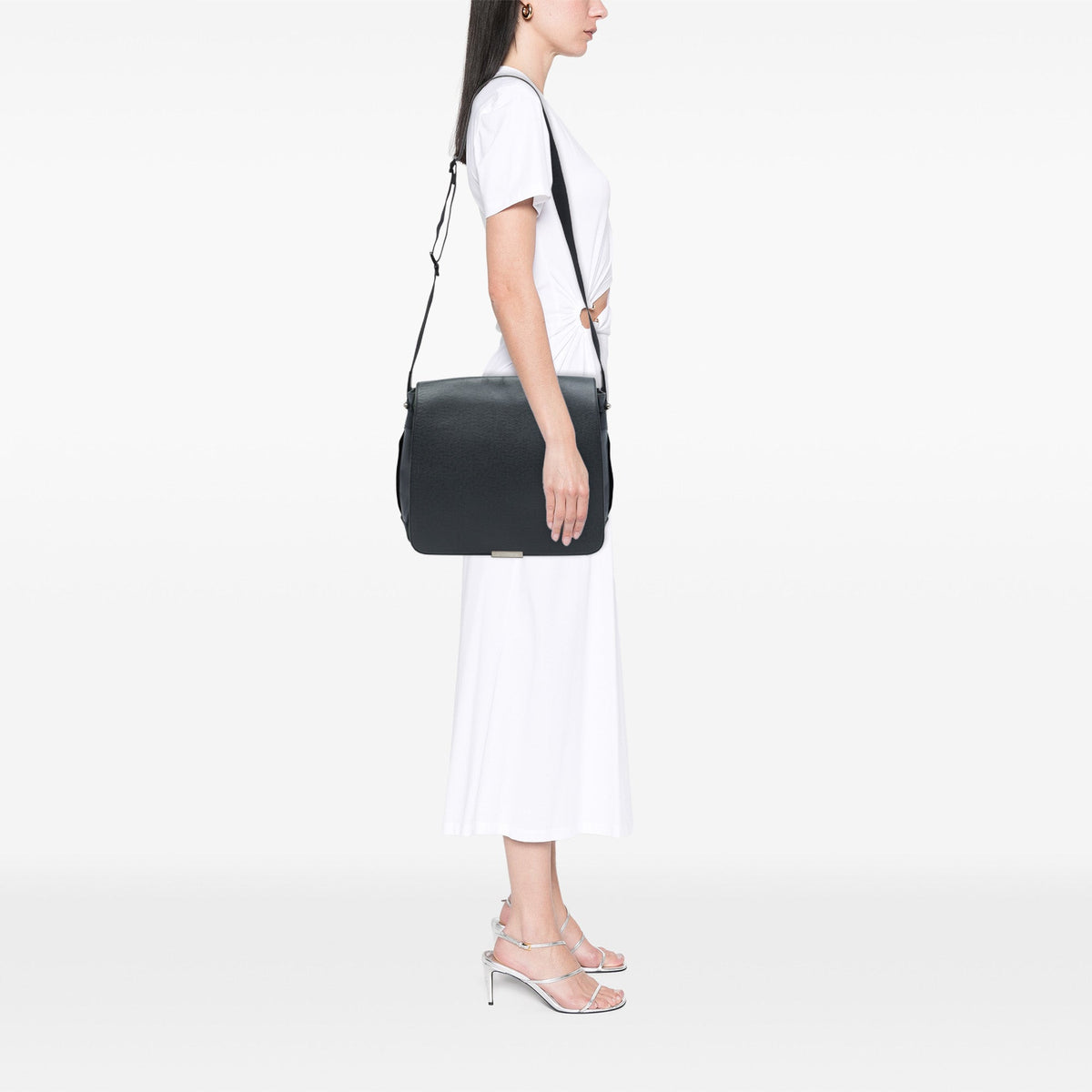 Louis Vuitton Taiga Viktor