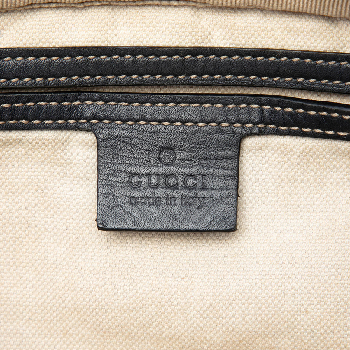 Gucci GG Supreme Crossbody — Beige