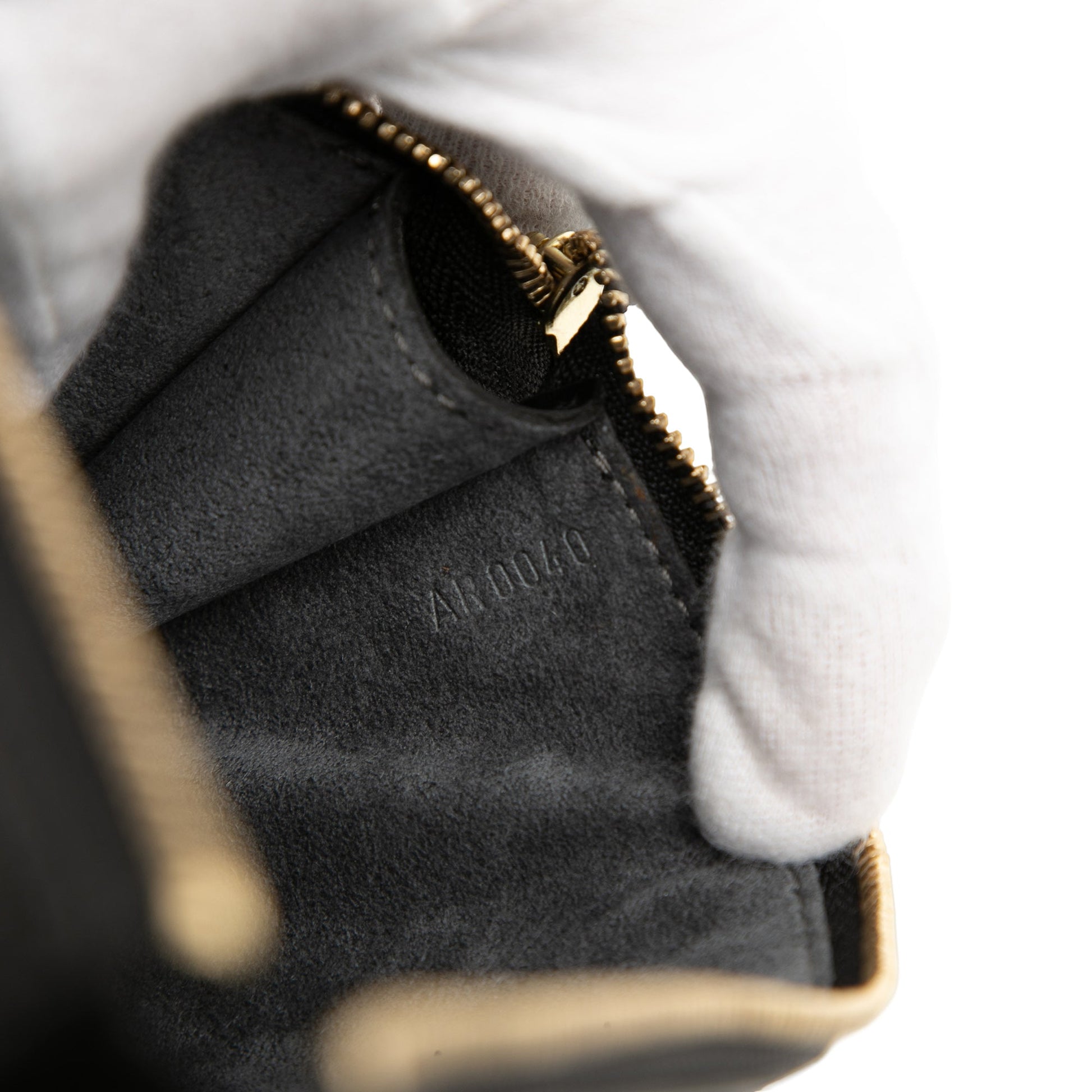 Louis Vuitton Epi Pochette Accessoires