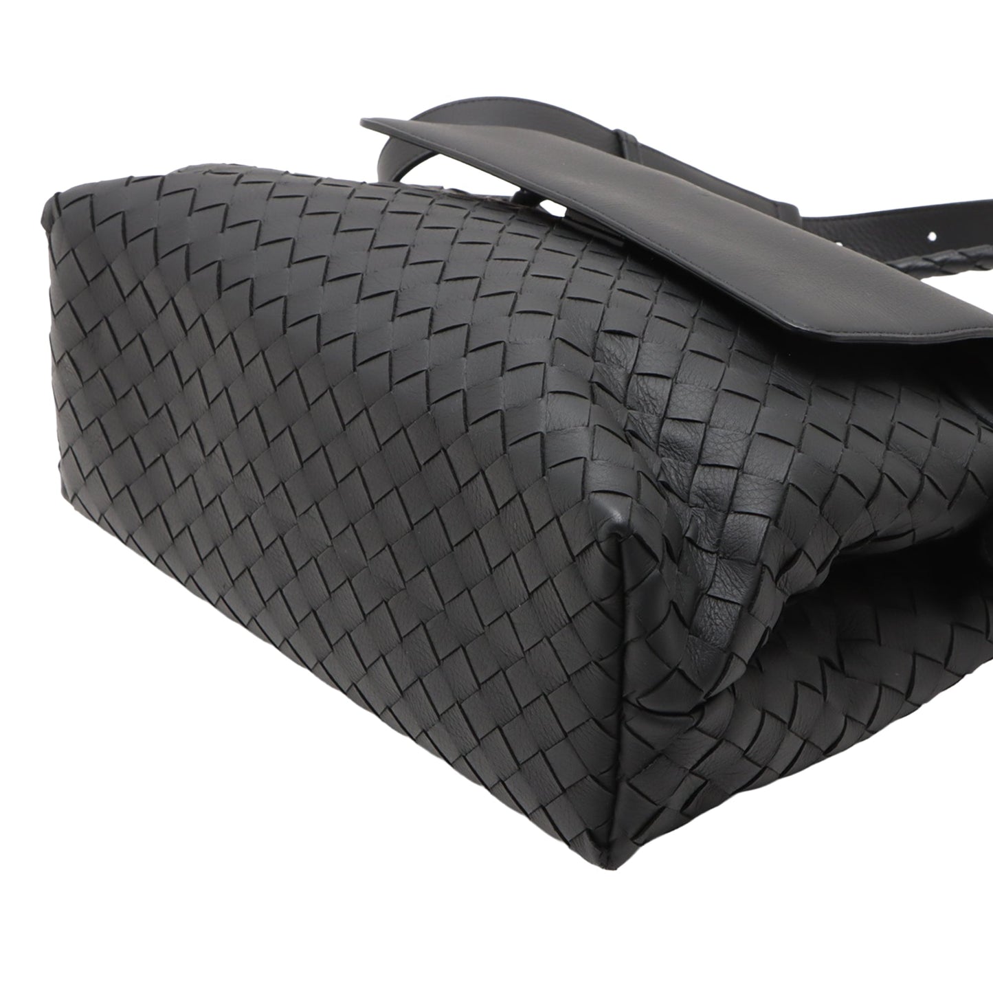 Bottega Veneta Large Calfskin Intrecciato Andiamo Satchel