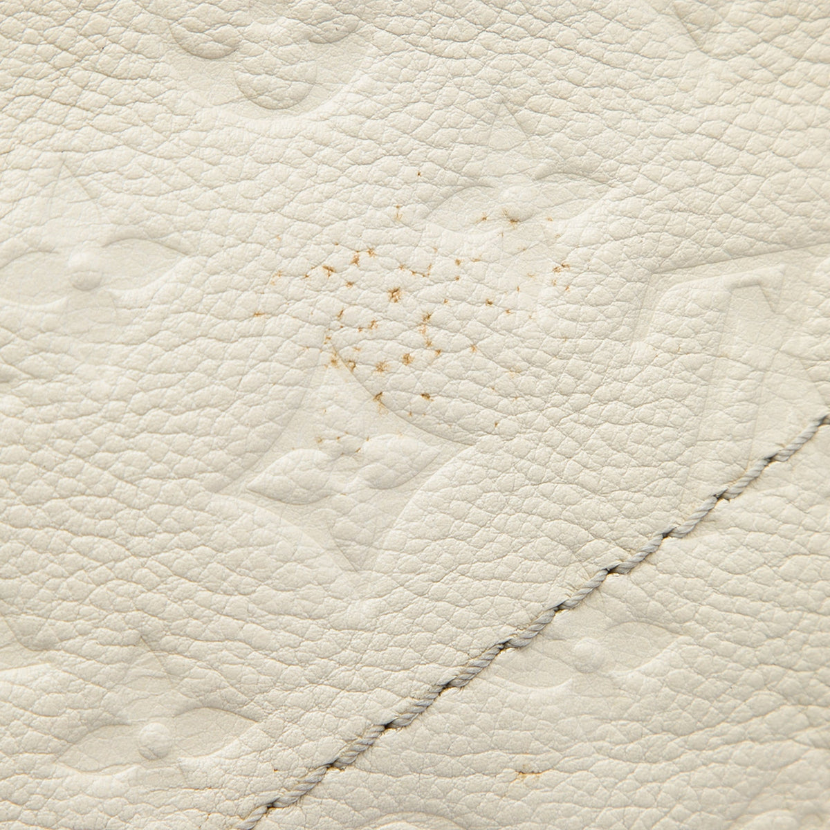 Louis Vuitton Monogram Empreinte Artsy MM — White