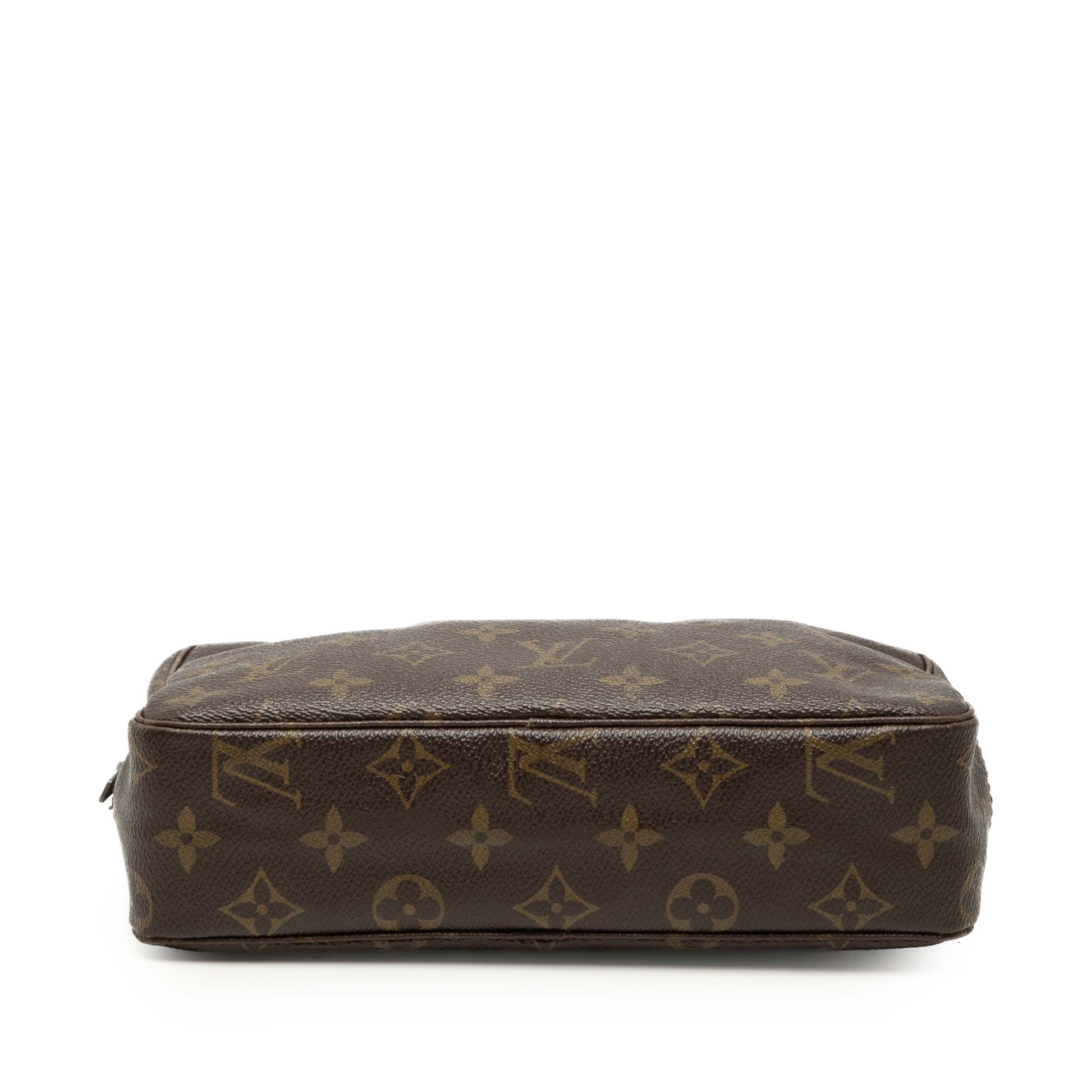 Louis Vuitton Monogram Trousse Toilette 23