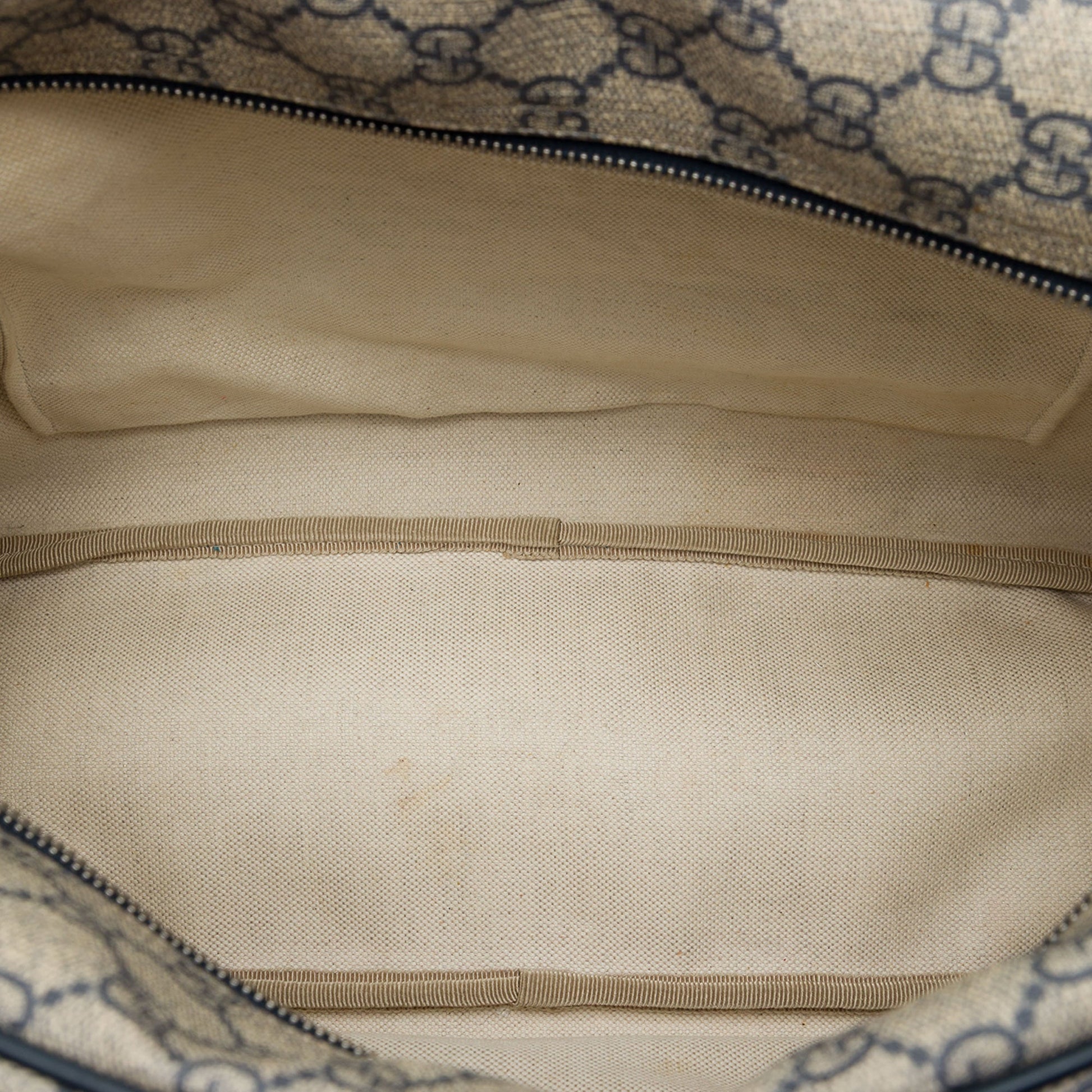 Gucci GG Supreme Crossbody