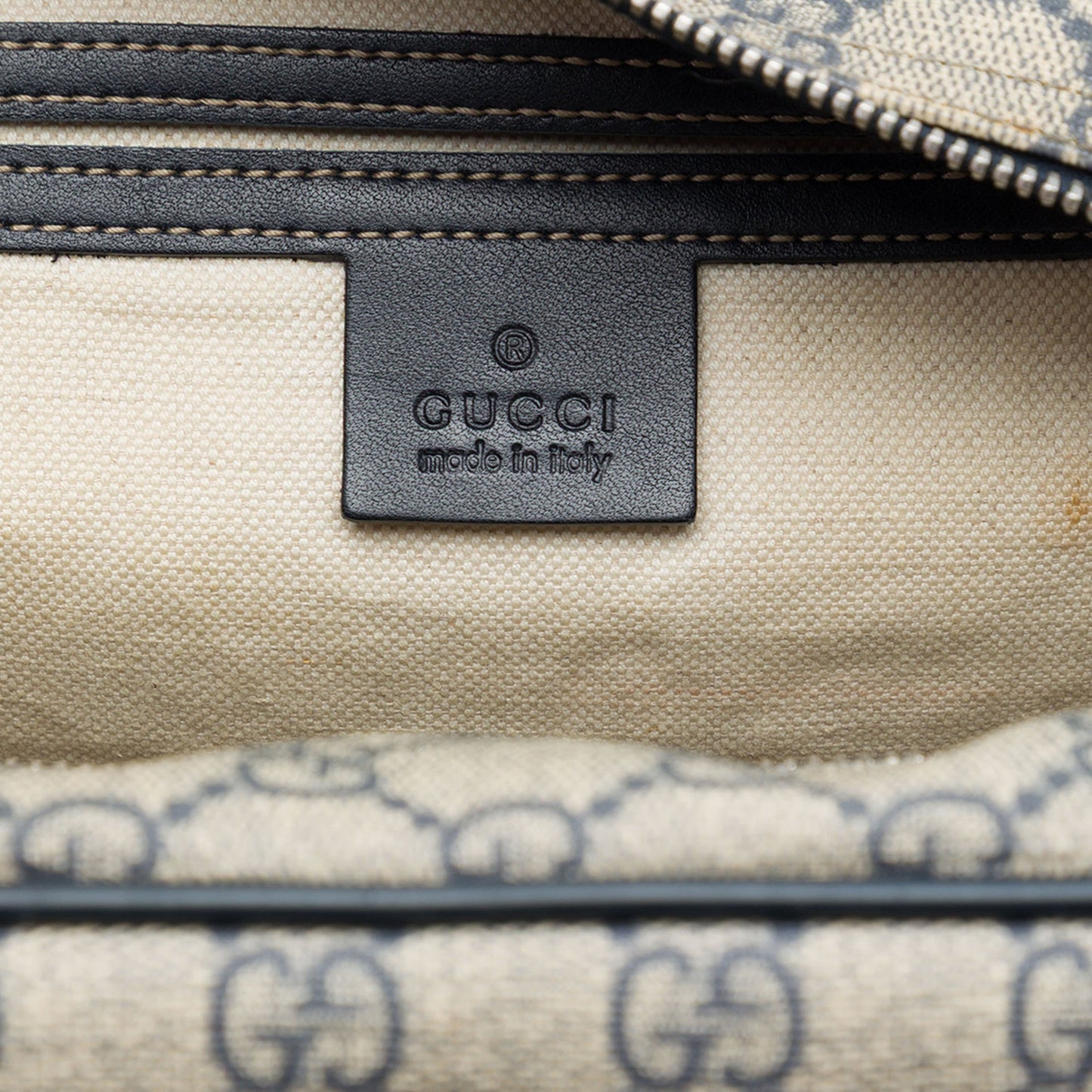 Gucci GG Supreme Crossbody