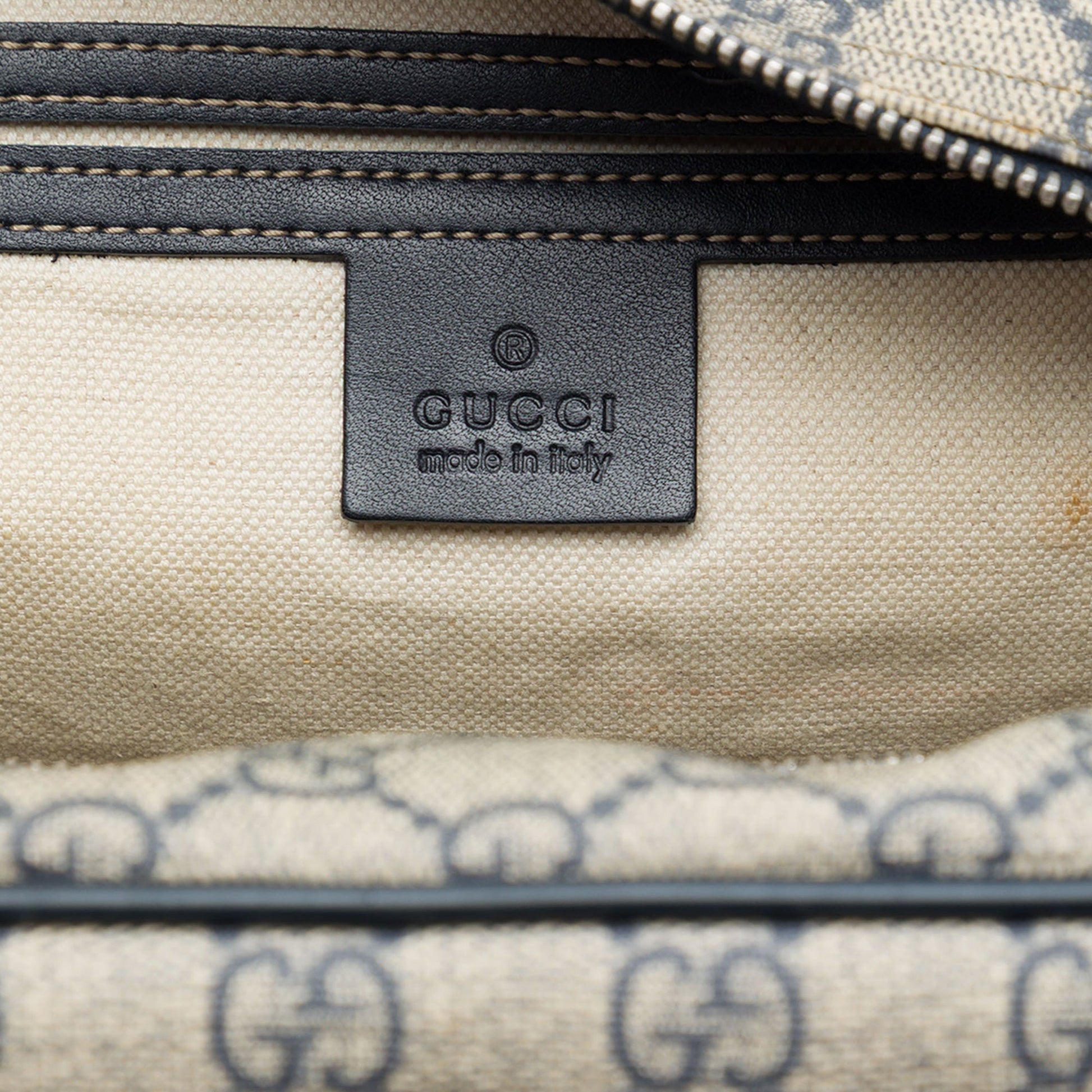 Gucci GG Supreme Crossbody