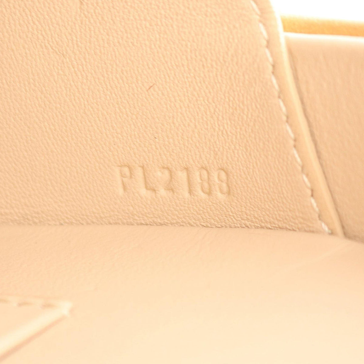 Louis Vuitton Monogram Petite Boite Chapeau