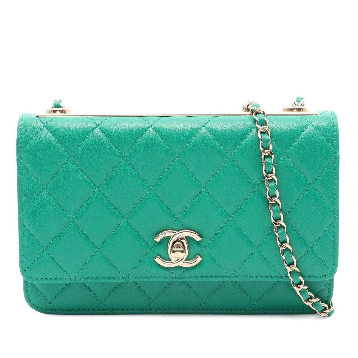 Chanel Quilted Lambskin Trendy CC Wallet on Chain — Green