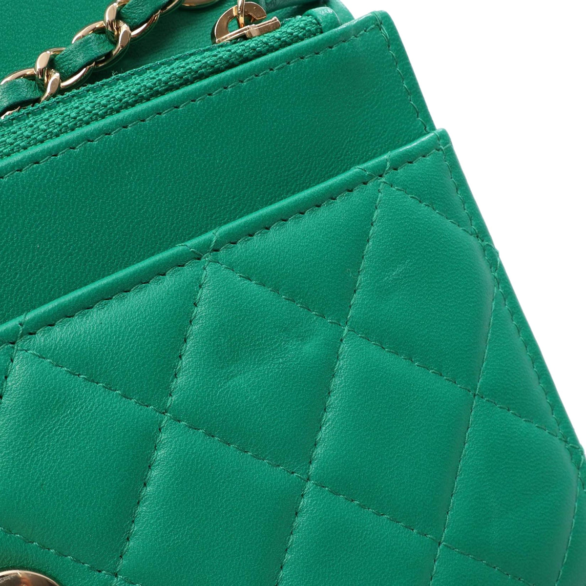 Chanel Quilted Lambskin Trendy CC Wallet on Chain — Green