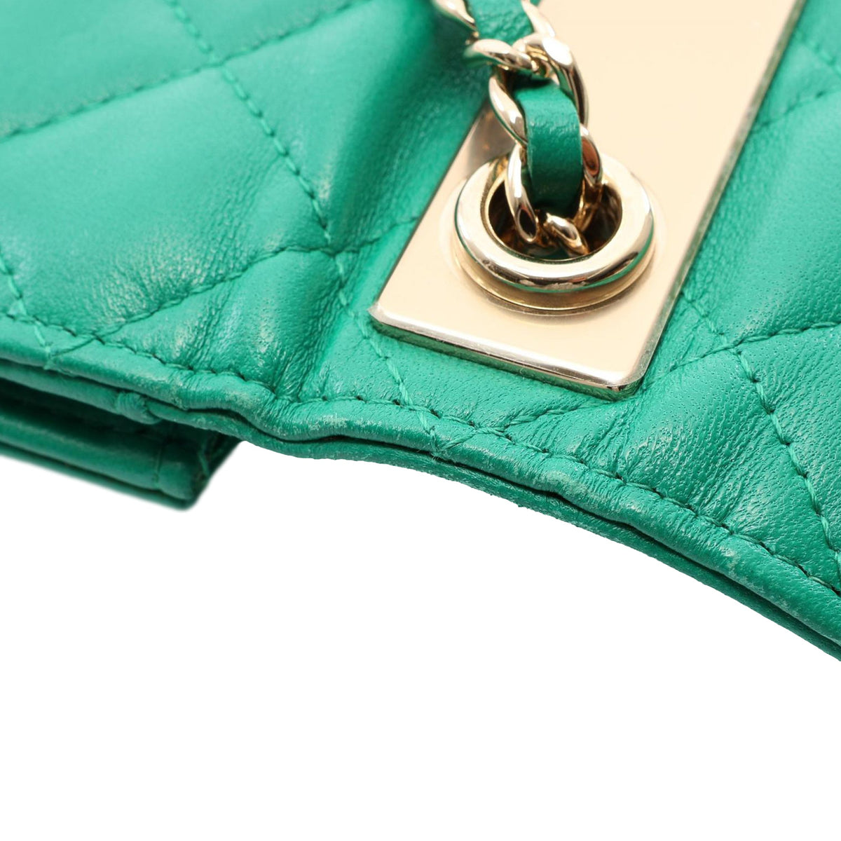 Chanel Quilted Lambskin Trendy CC Wallet on Chain — Green