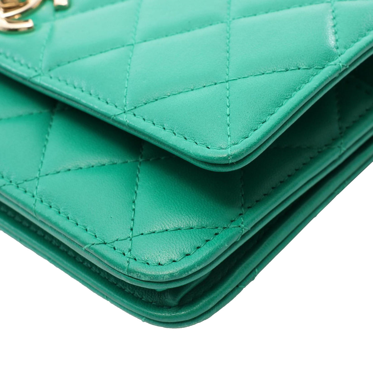 Chanel Quilted Lambskin Trendy CC Wallet on Chain — Green