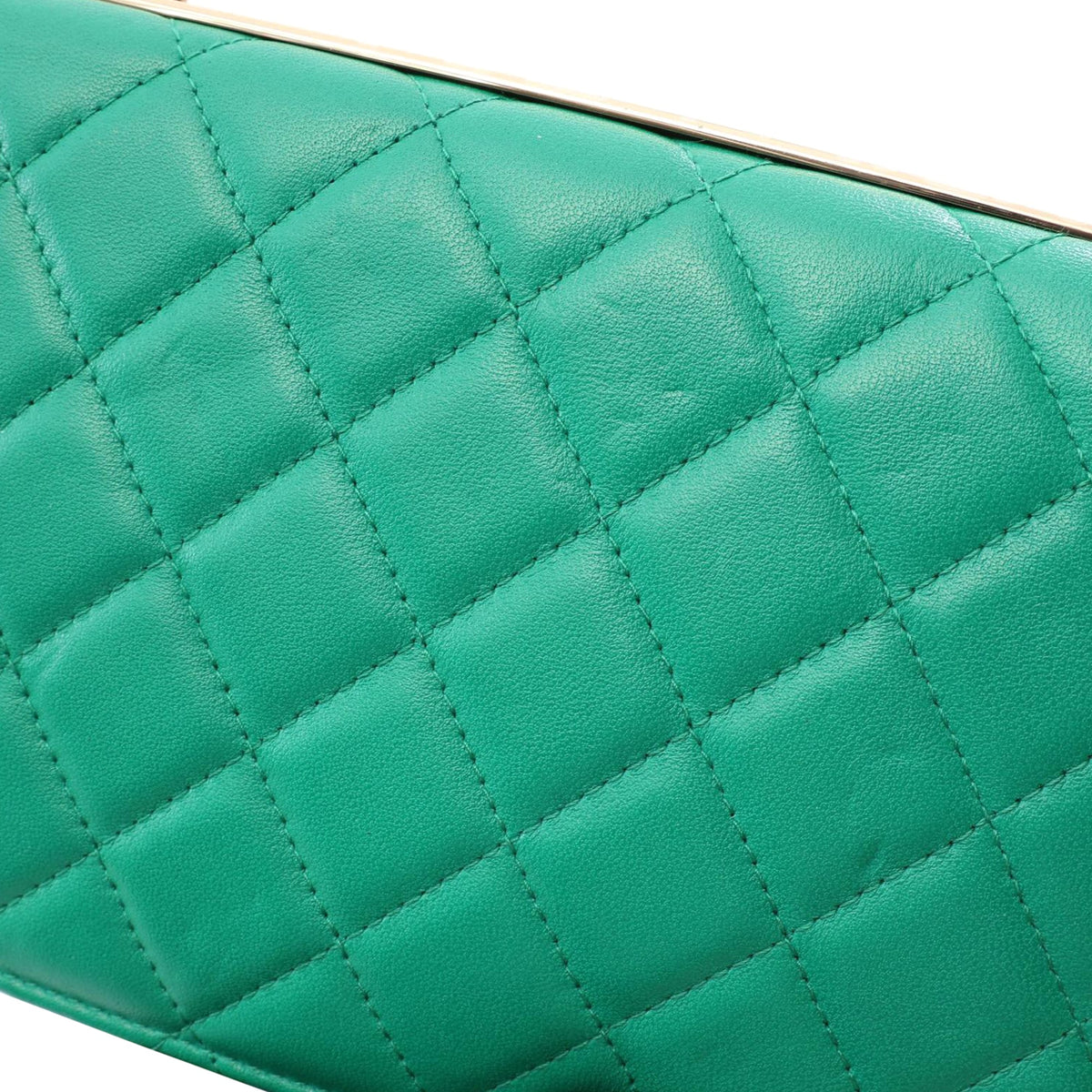 Chanel Quilted Lambskin Trendy CC Wallet on Chain — Green
