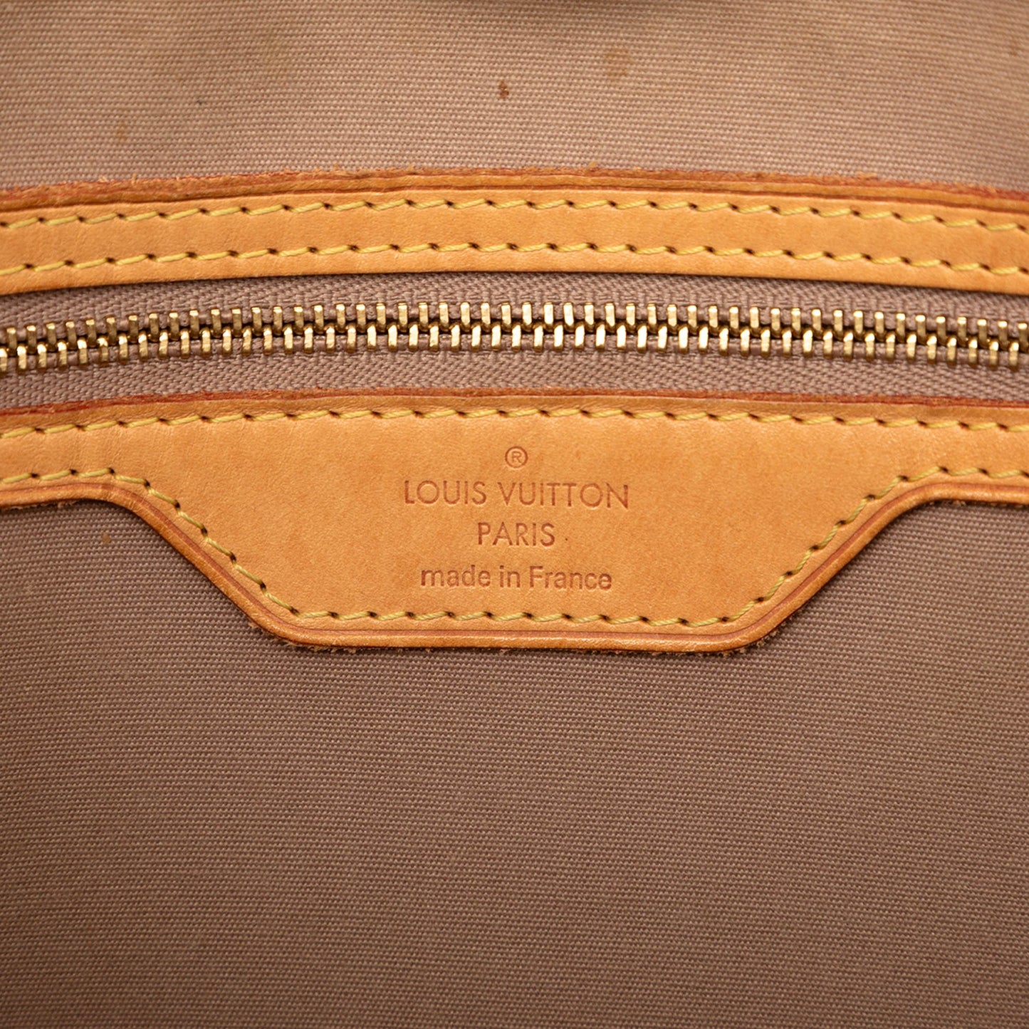 Louis Vuitton Monogram Vernis Brea MM