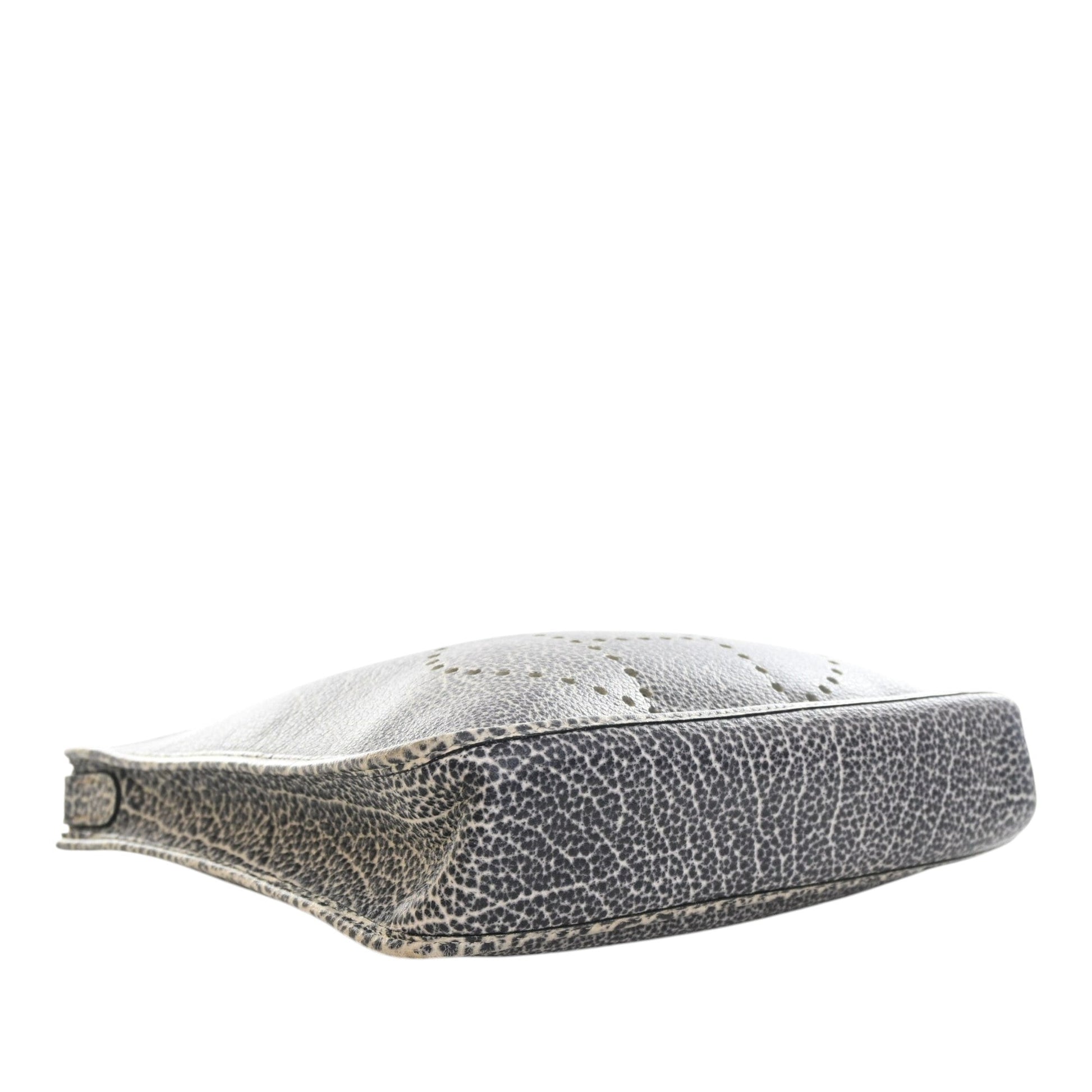 Hermès Dalmatian Buffalo Evelyne I 29