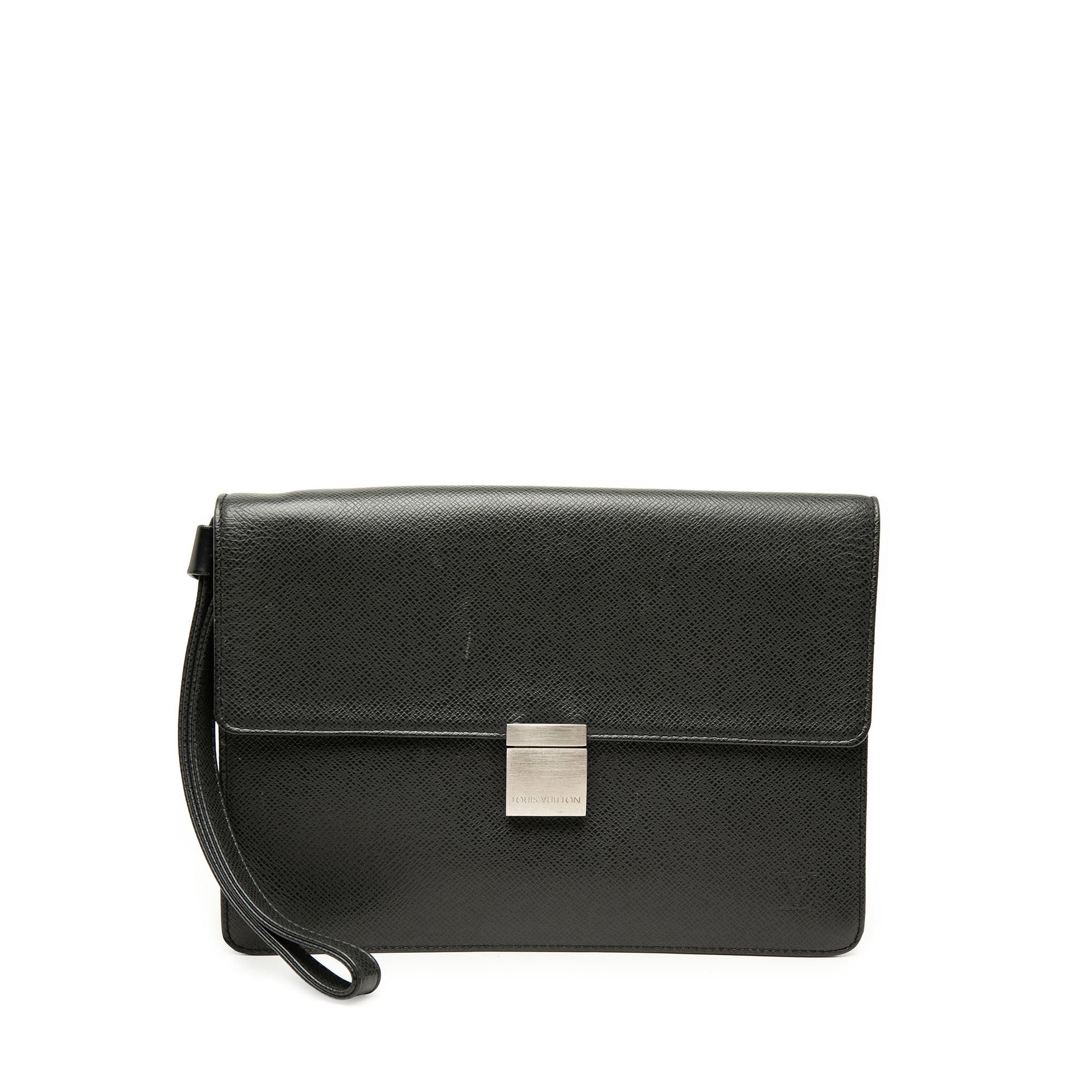 Louis Vuitton Taiga Selenga
