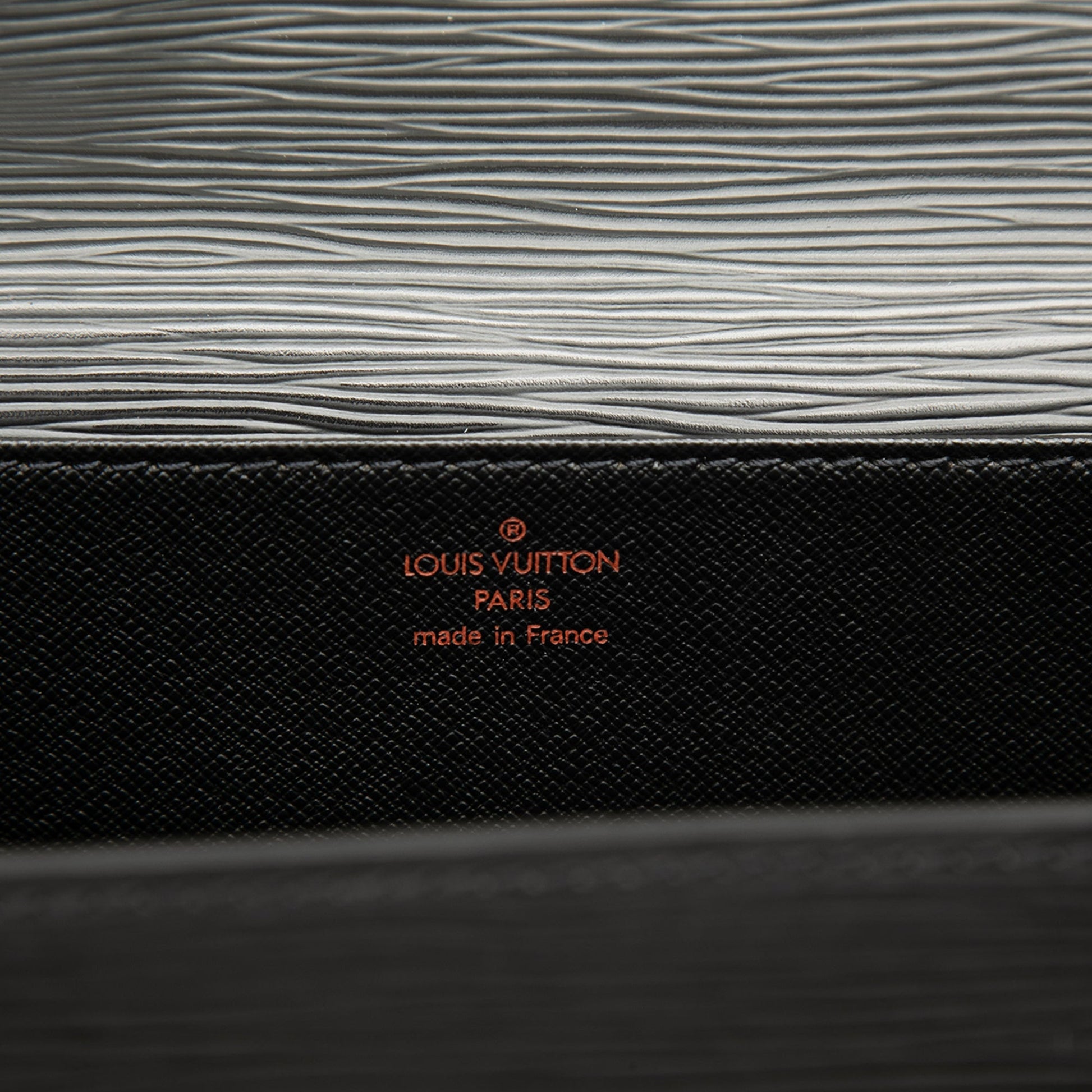 Louis Vuitton Epi Serviette Conseiller