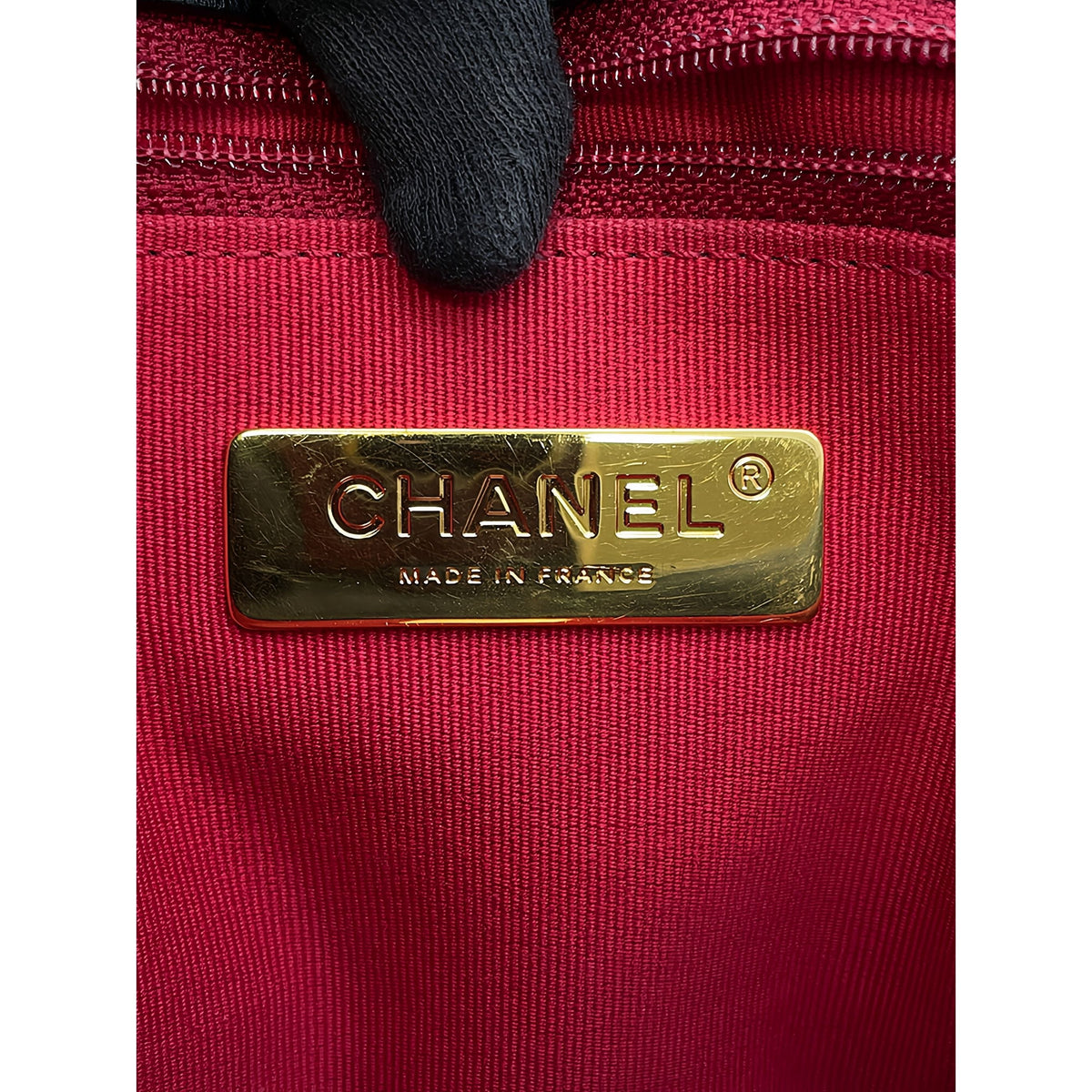 Chanel Medium Lambskin 19 Flap — Black