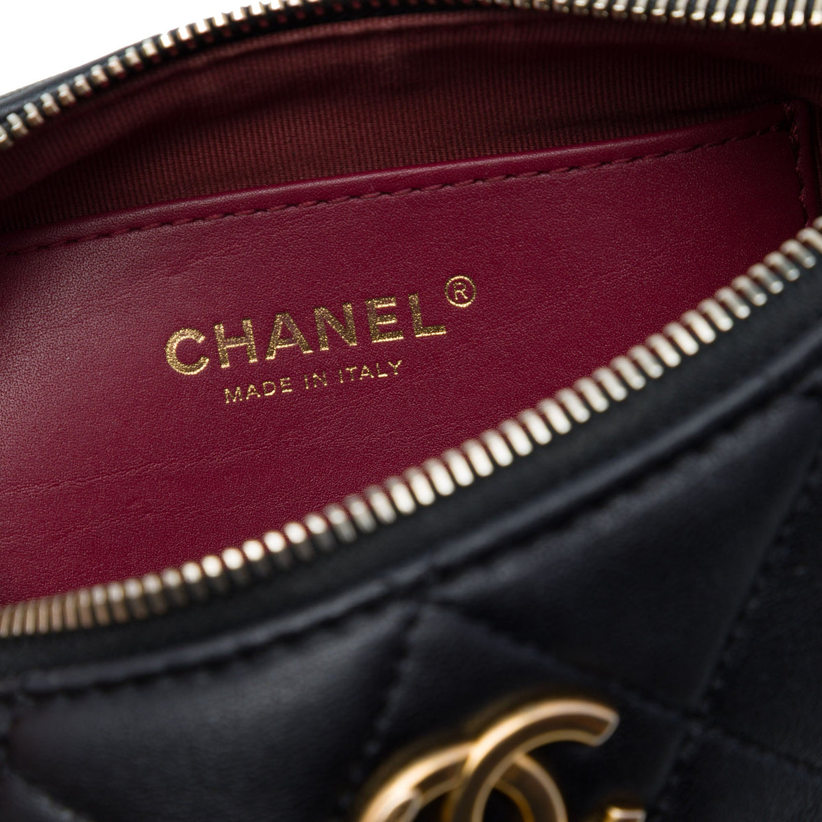 Chanel Paris Dakar Quilted Lambskin Mixed Chain Hobo