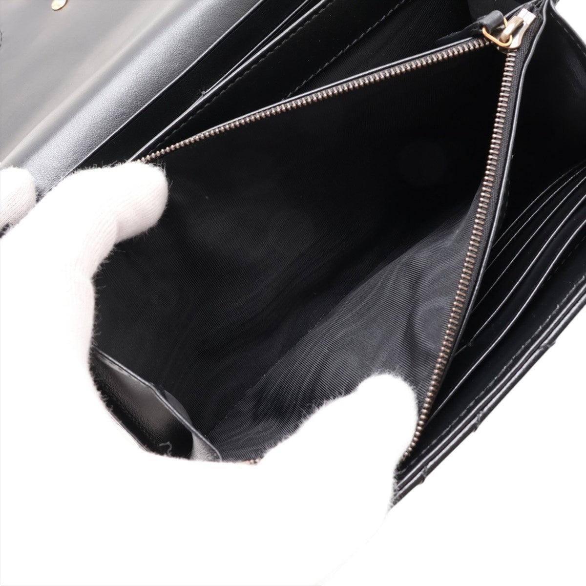 Gucci GG Marmont Matelasse Calfskin Wallet On Chain