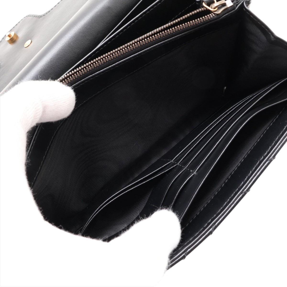 Gucci GG Marmont Matelasse Calfskin Wallet On Chain