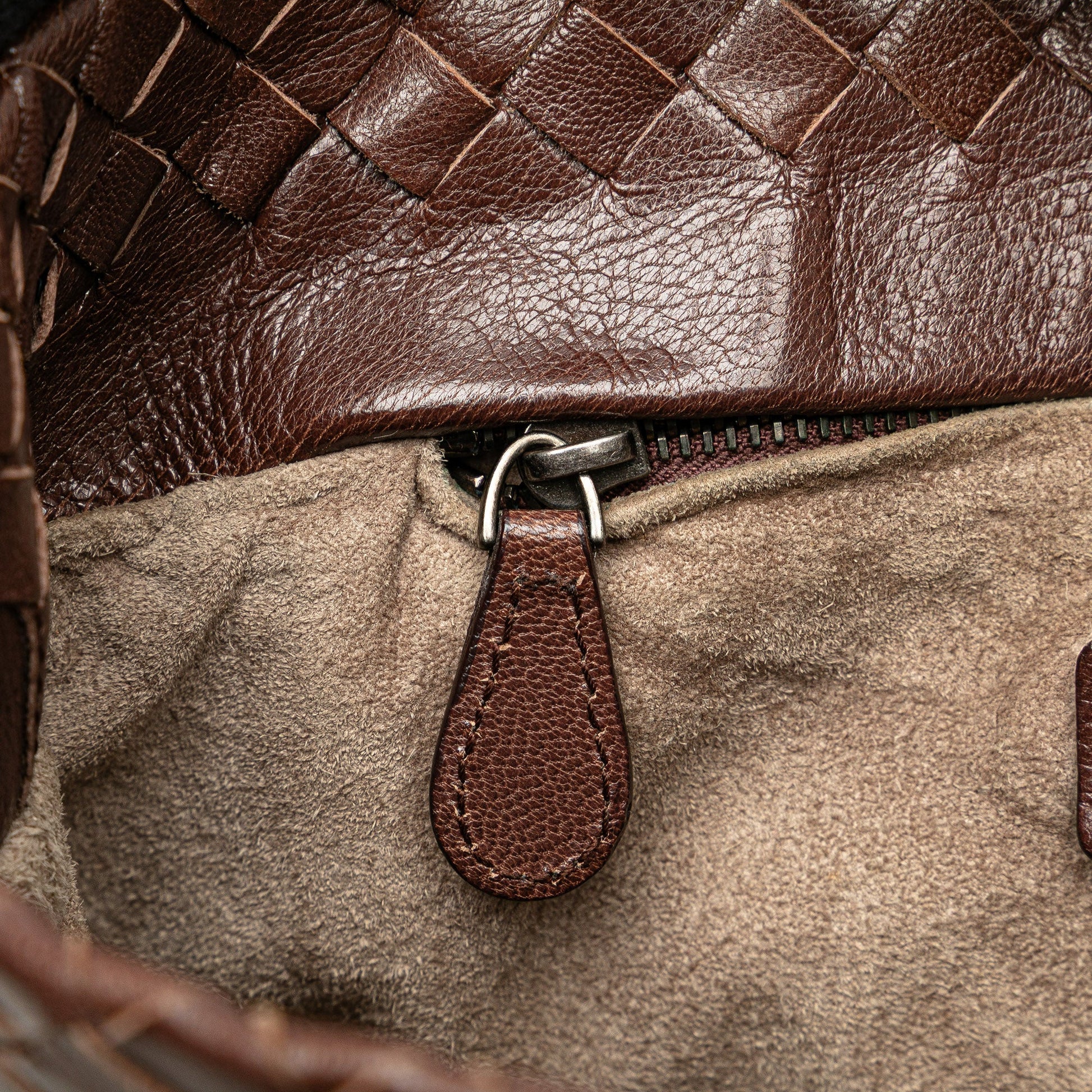 Bottega Veneta Bicolor Nappa Intrecciato Bucket Bag